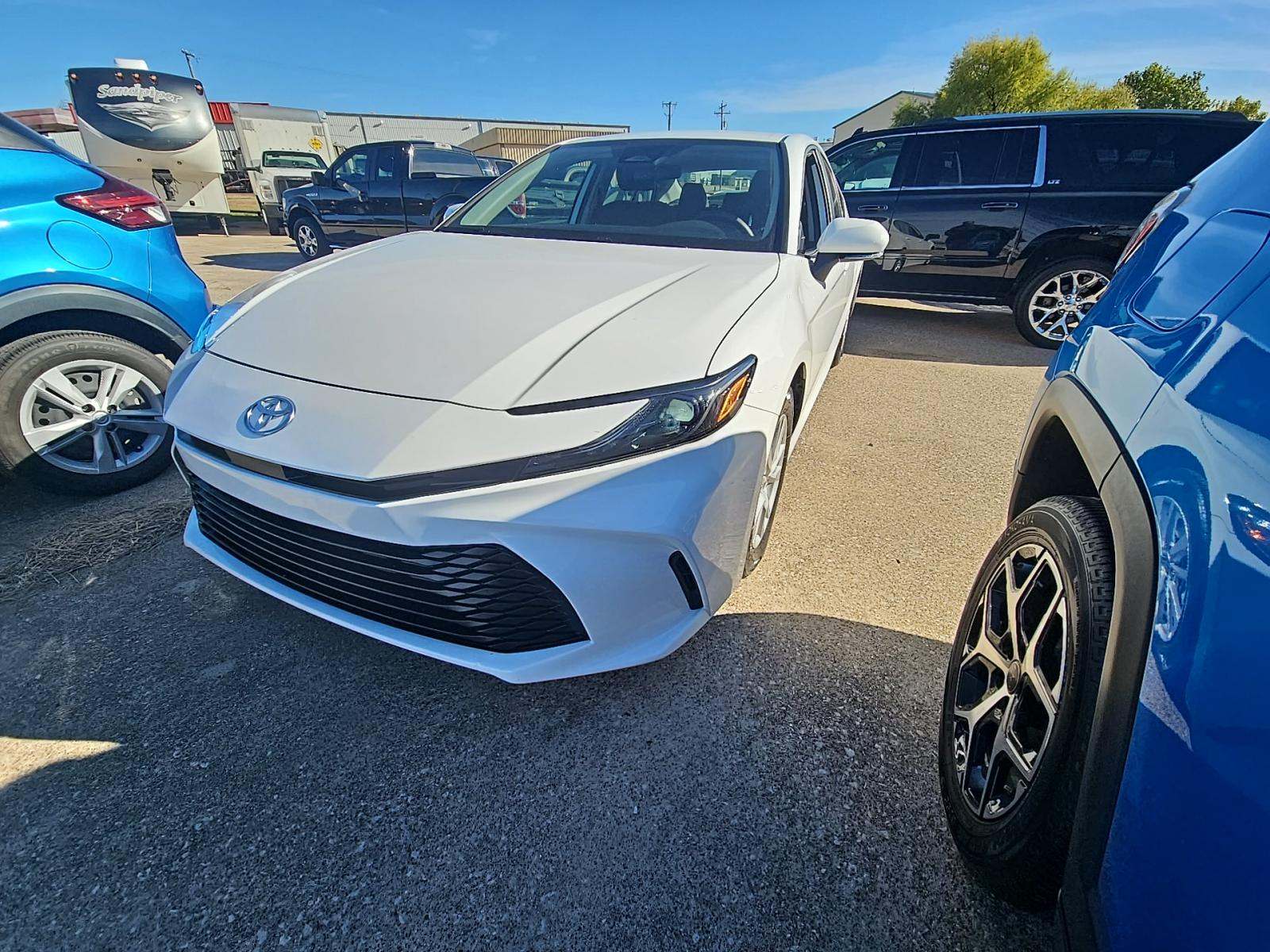 2025 Toyota Camry LE FWD