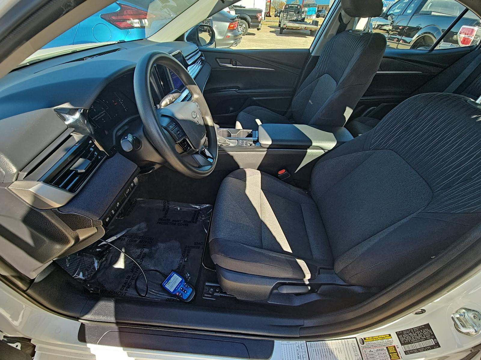 2025 Toyota Camry LE FWD