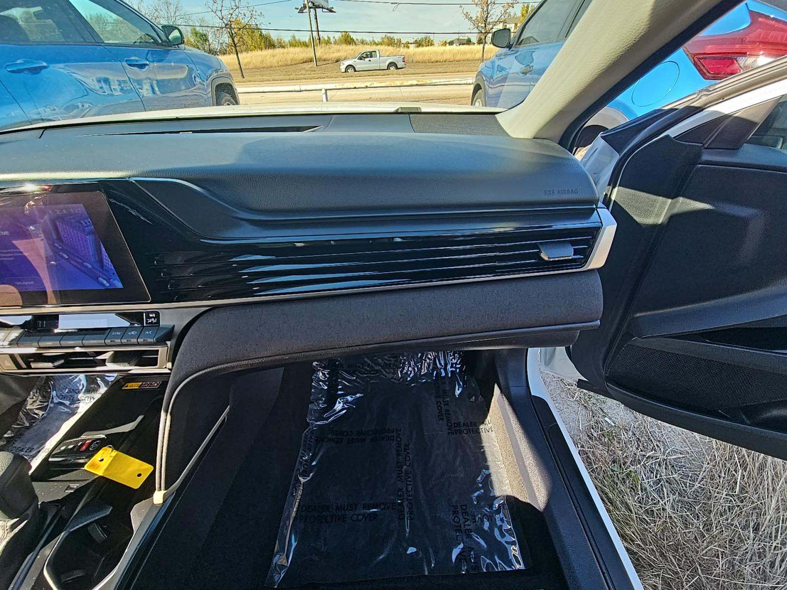 2025 Toyota Camry LE FWD