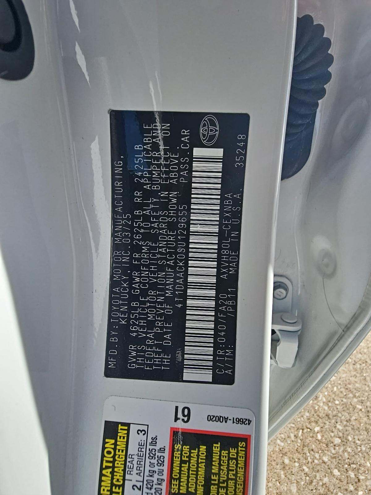 2025 Toyota Camry LE FWD