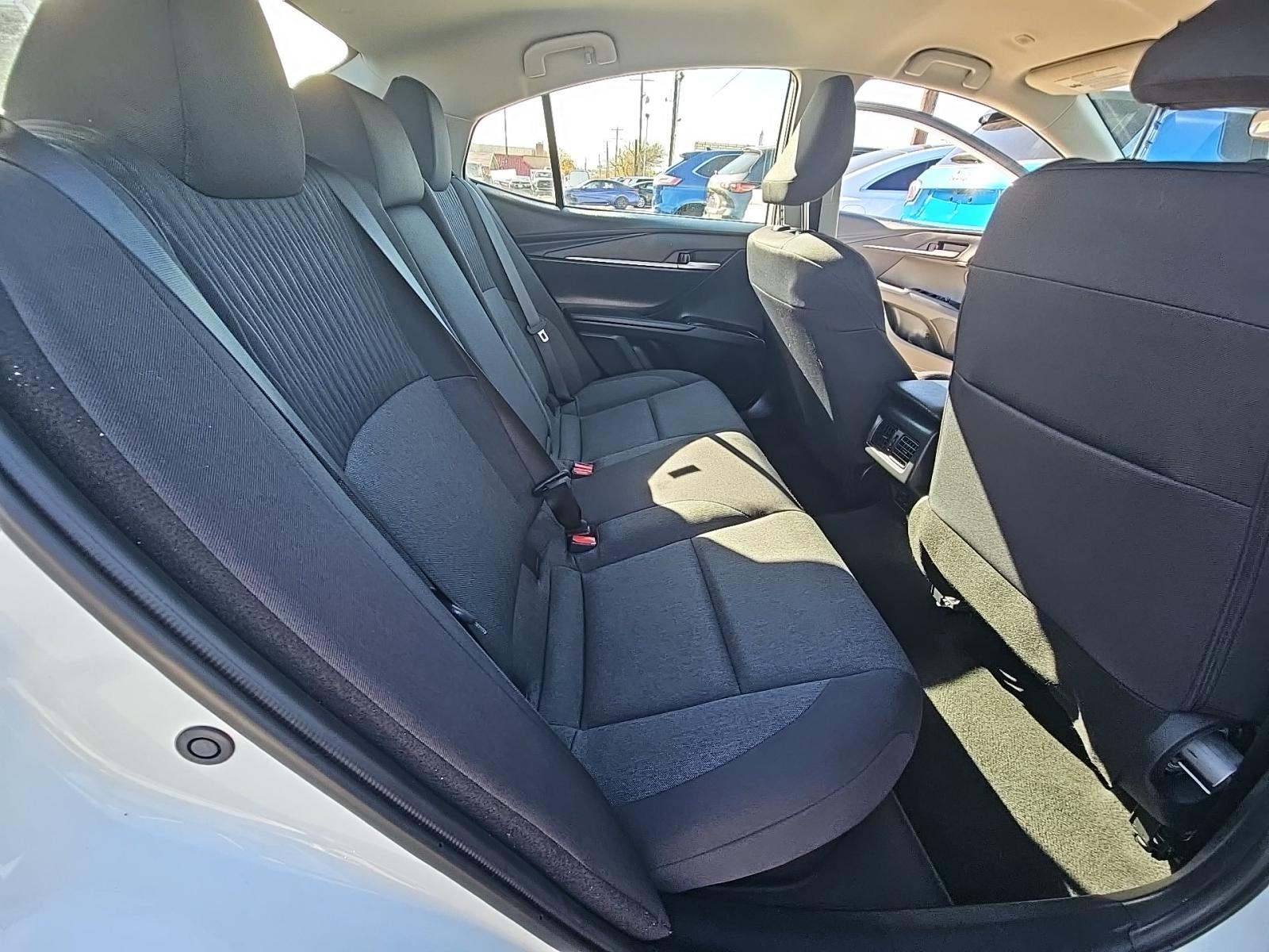 2025 Toyota Camry LE FWD