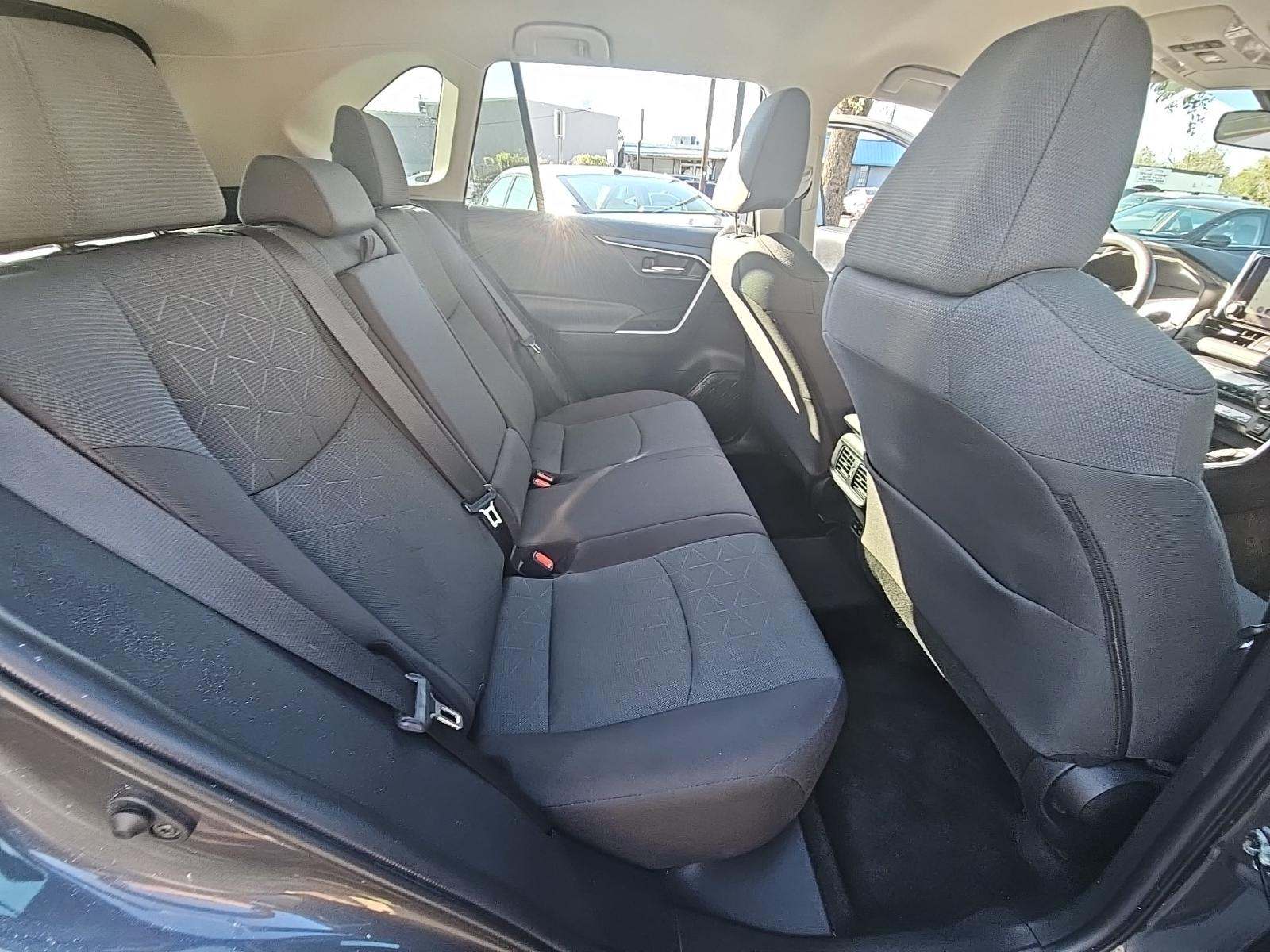 2025 Toyota RAV4 XLE AWD