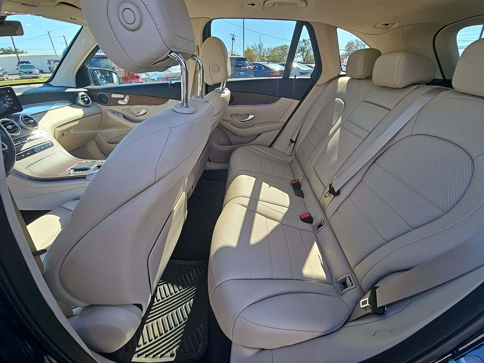 2022 Mercedes-Benz GLC GLC 300 RWD