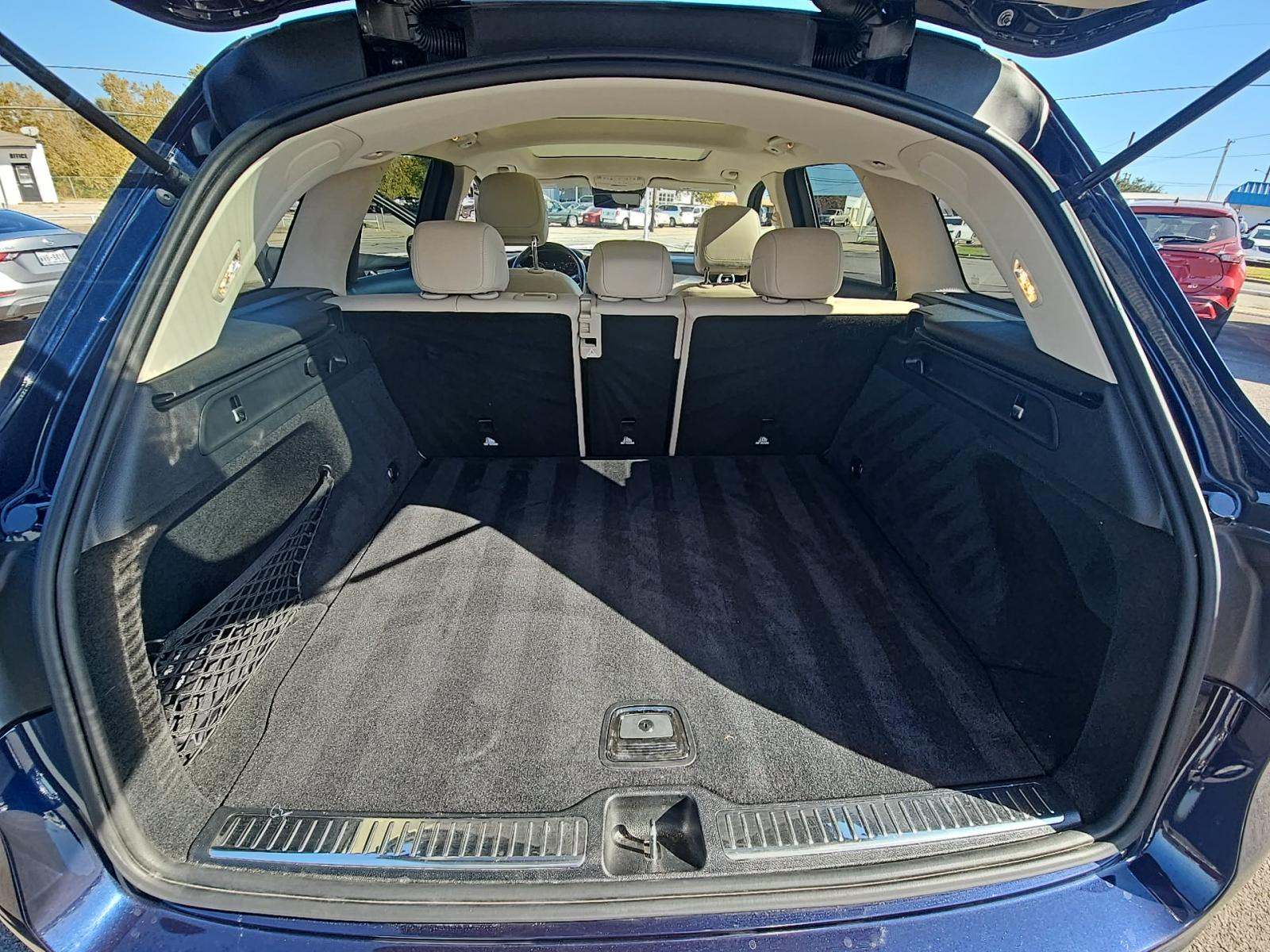 2022 Mercedes-Benz GLC GLC 300 RWD