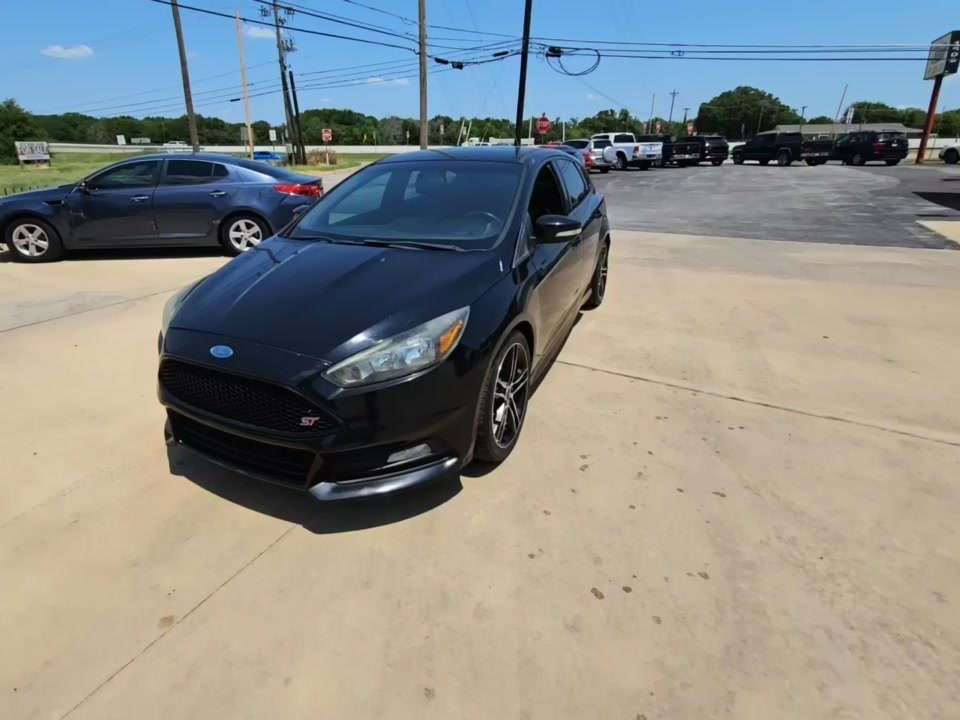 2017 Ford Focus ST FWD