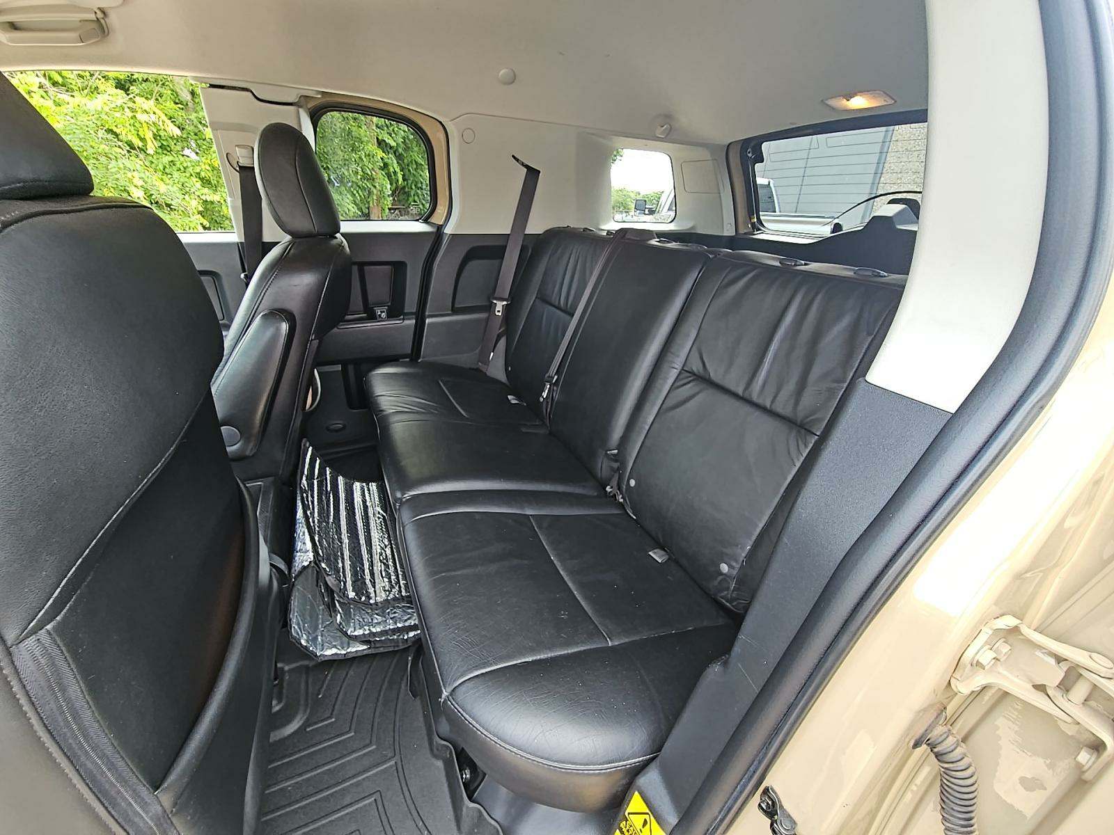 2014 Toyota FJ Cruiser Base AWD