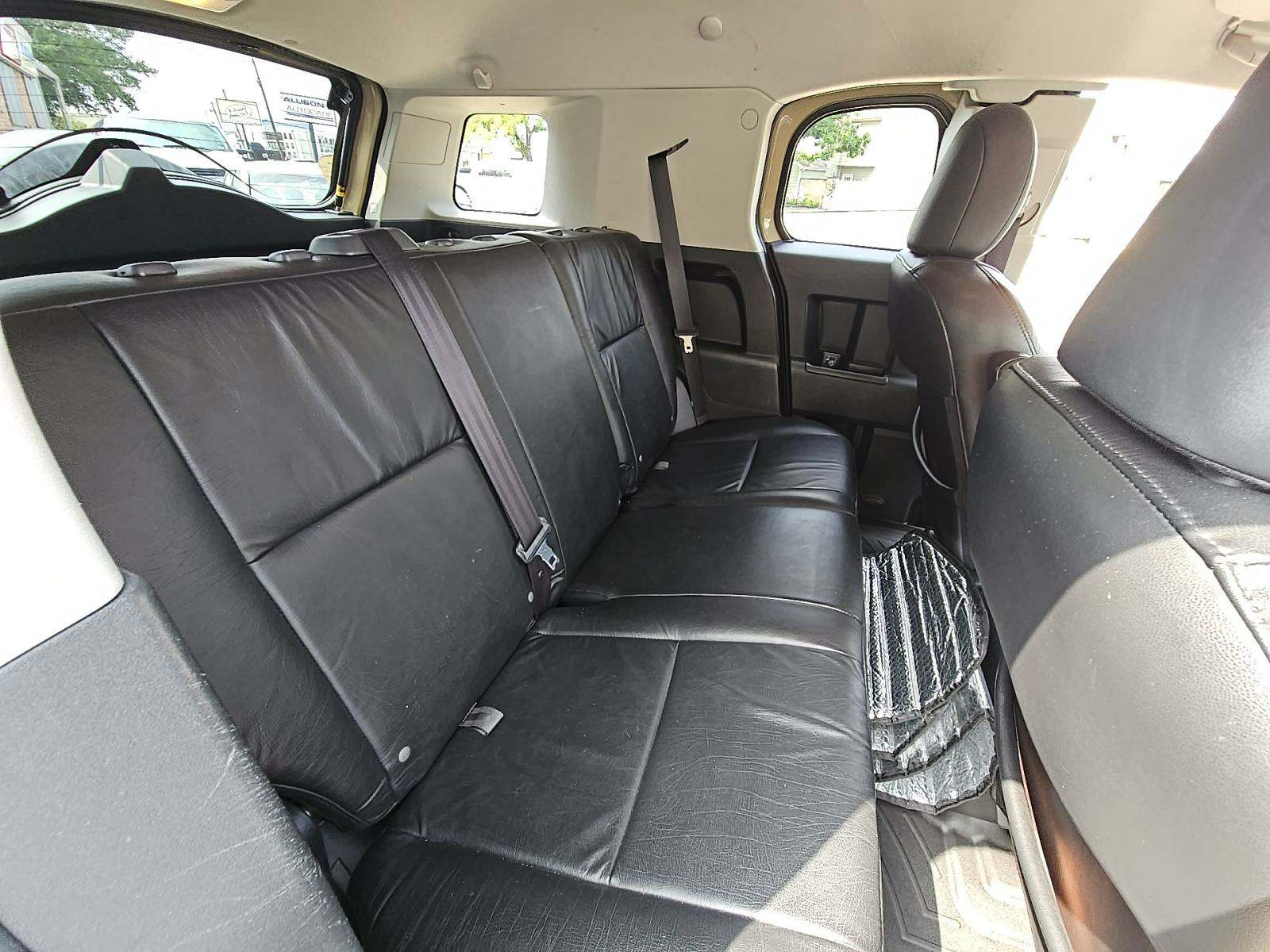 2014 Toyota FJ Cruiser Base AWD