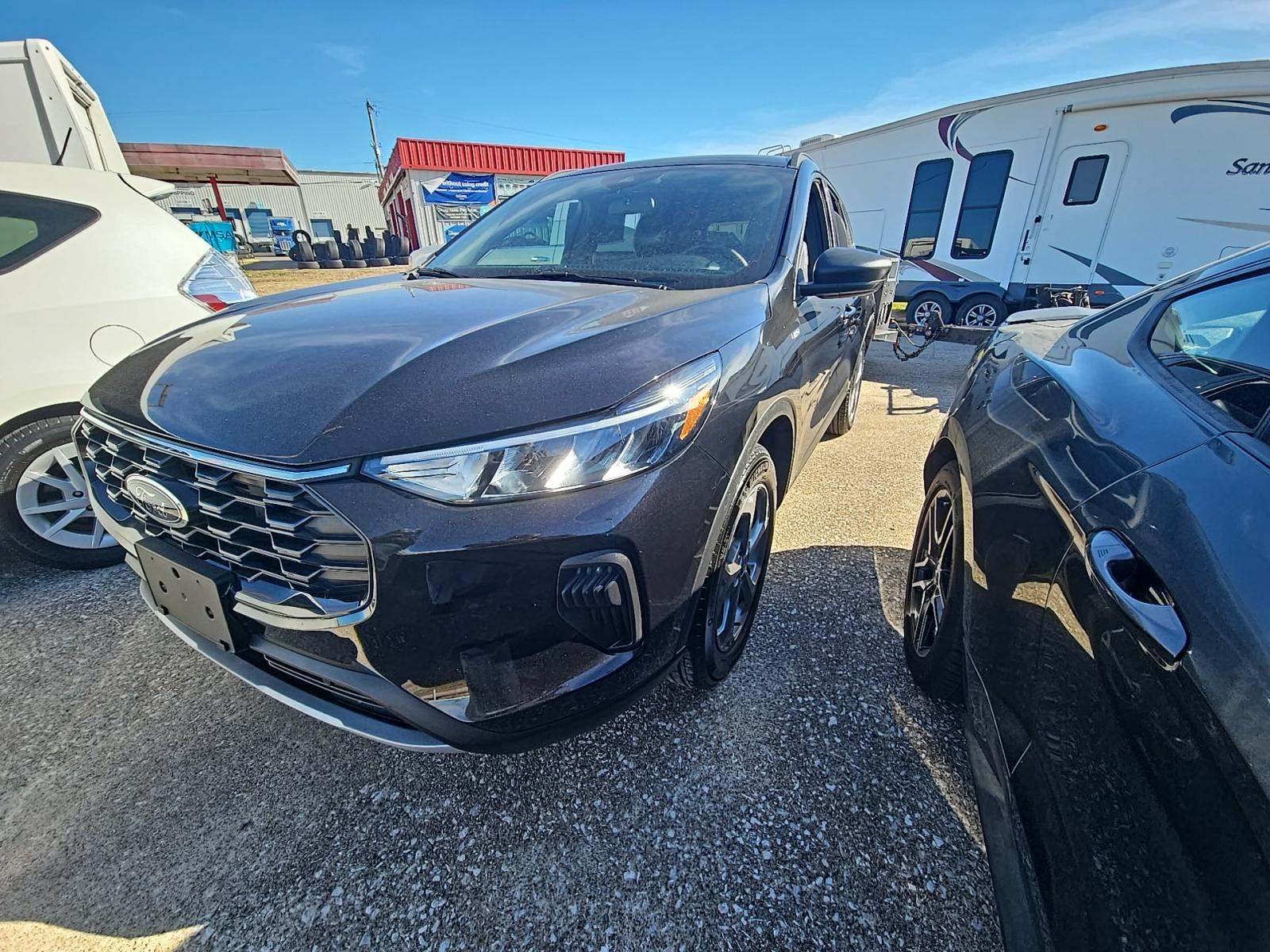 2025 Ford Escape ST-Line AWD