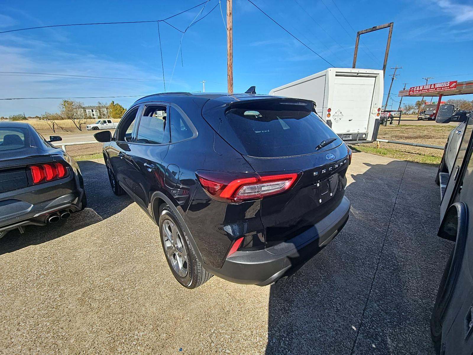 2025 Ford Escape ST-Line AWD