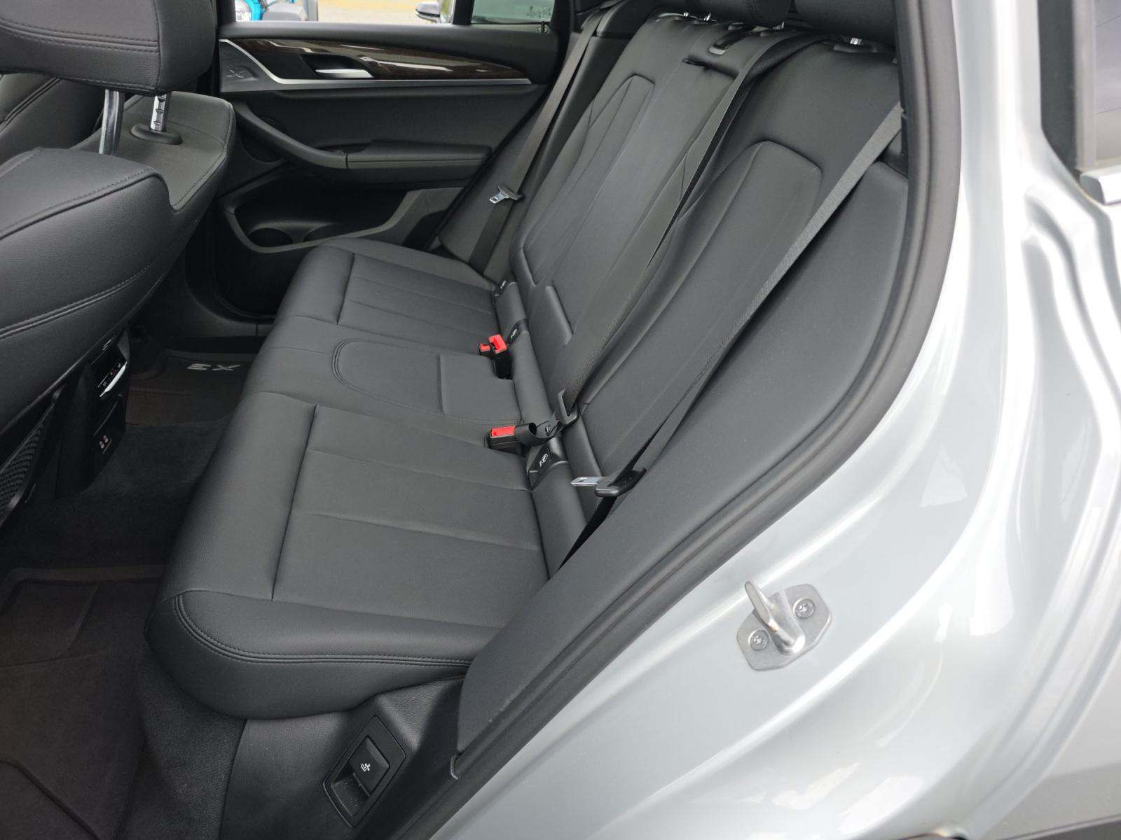 2021 BMW X3 sDrive30i RWD