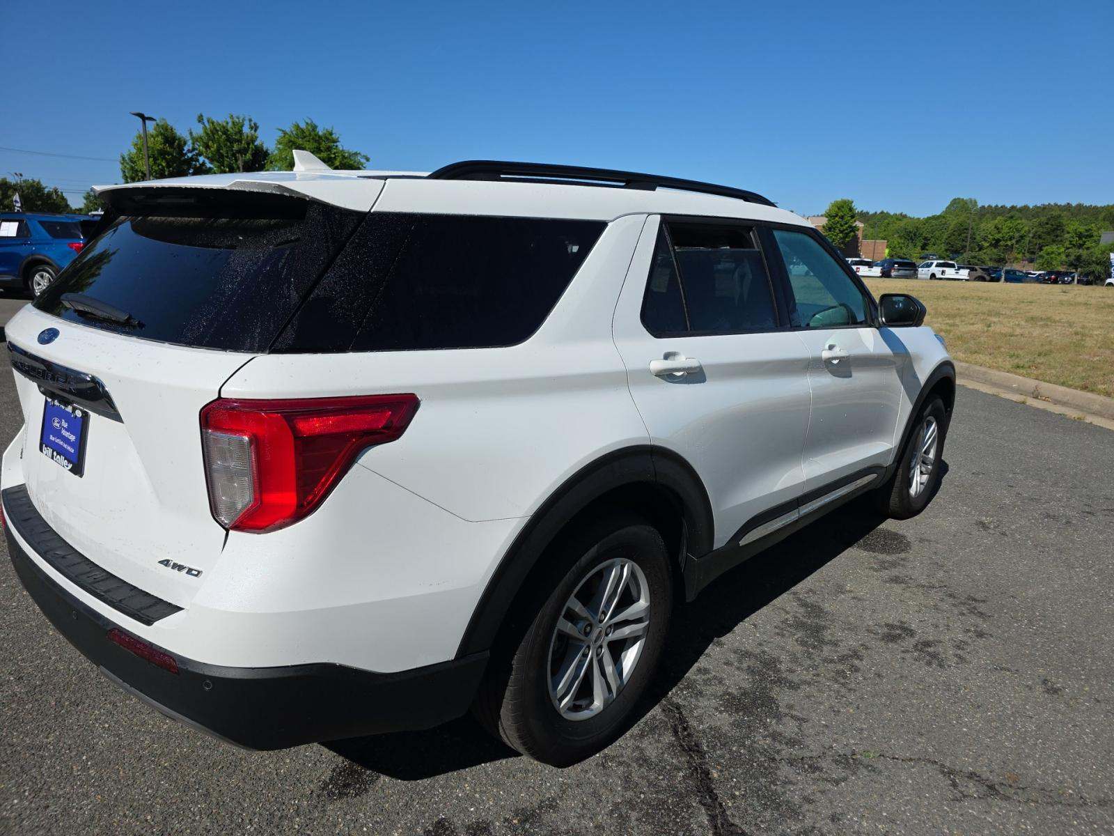 FORD EXPLORER - 3