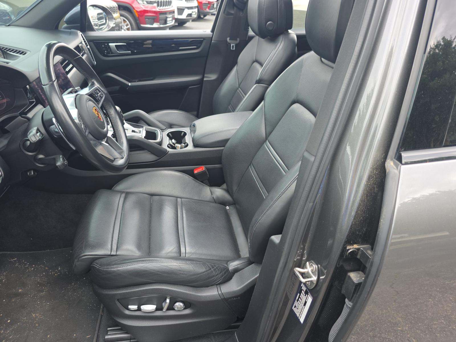 PORSCHE CAYENNE - 6