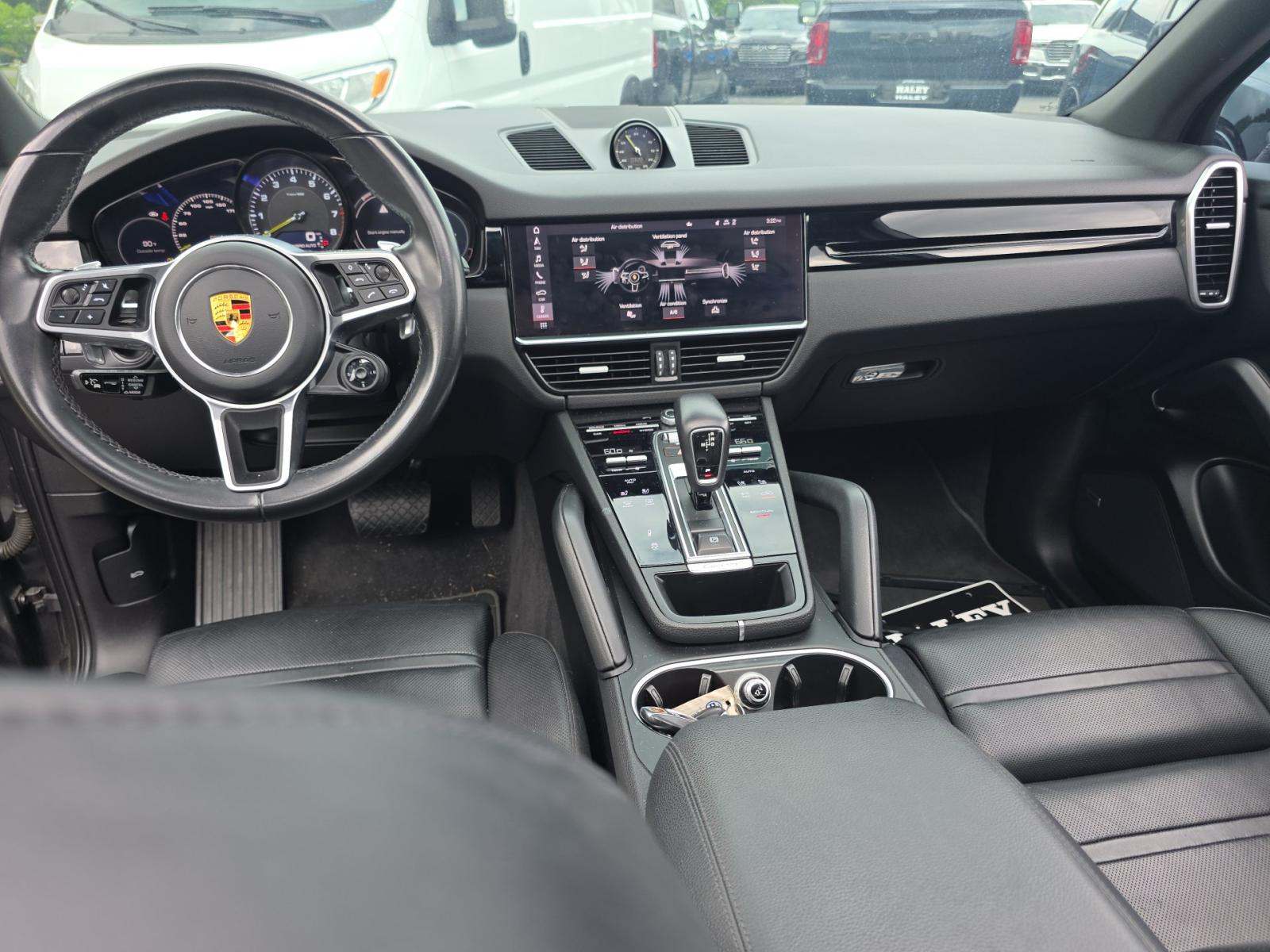 PORSCHE CAYENNE - 10