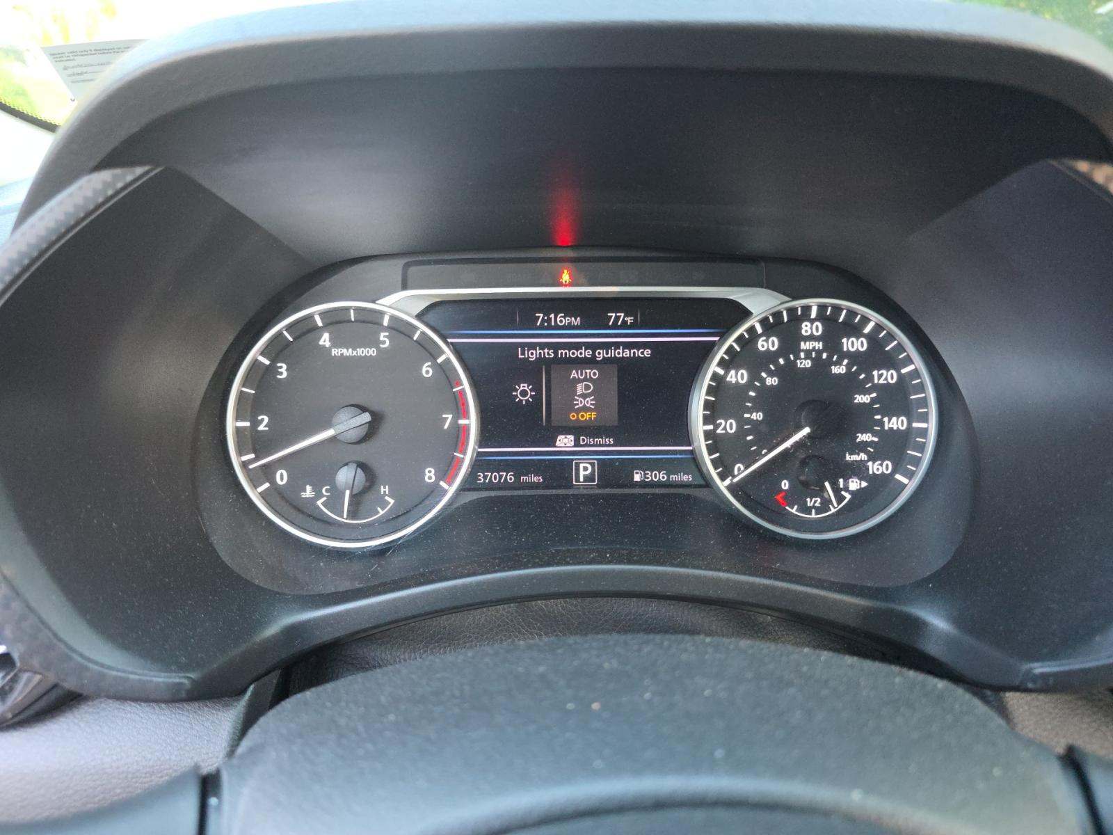 NISSAN SENTRA - 9