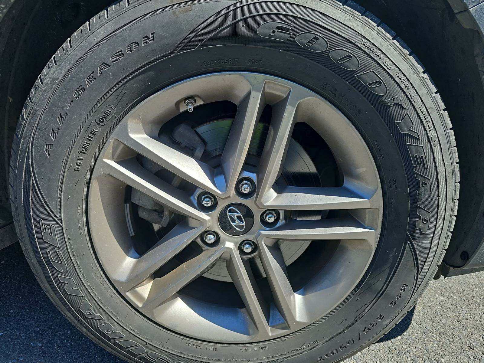 2017 Hyundai Santa Fe Sport Base FWD