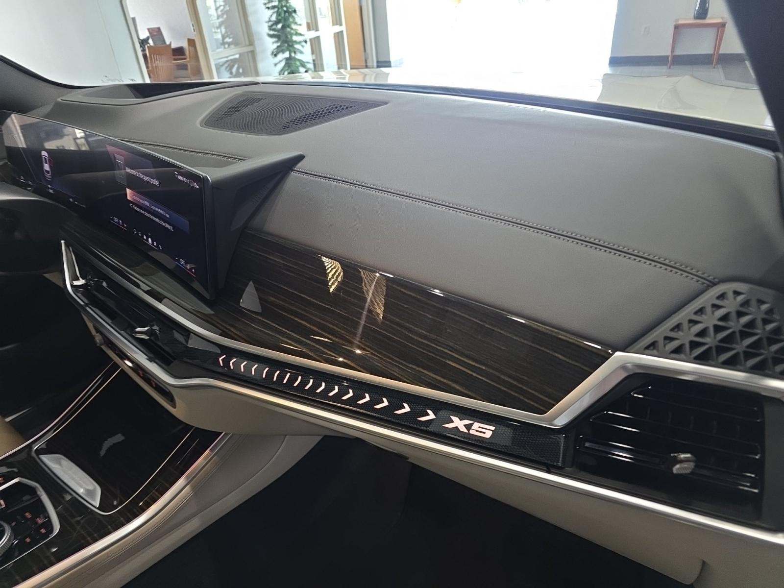 2024 BMW X5 xDrive40i AWD