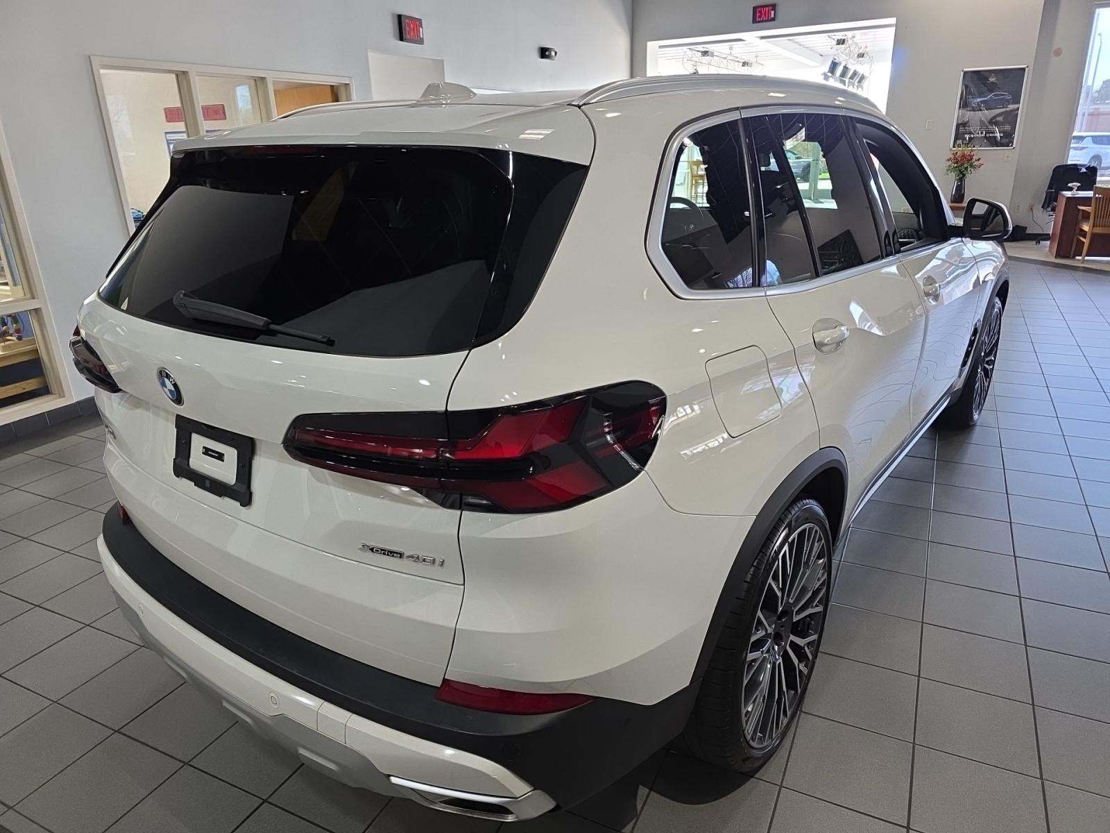 2024 BMW X5 xDrive40i AWD