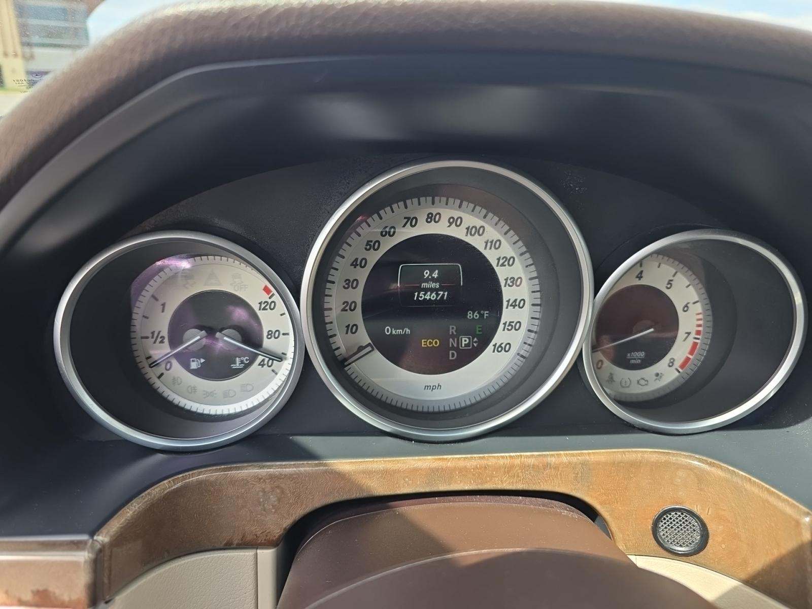 MERCEDES-BENZ E-CLASS - 8