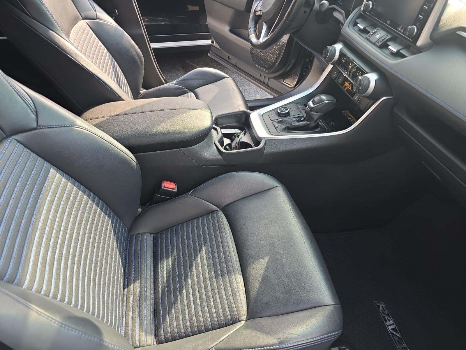 2019 Toyota RAV4 Hybrid XSE AWD