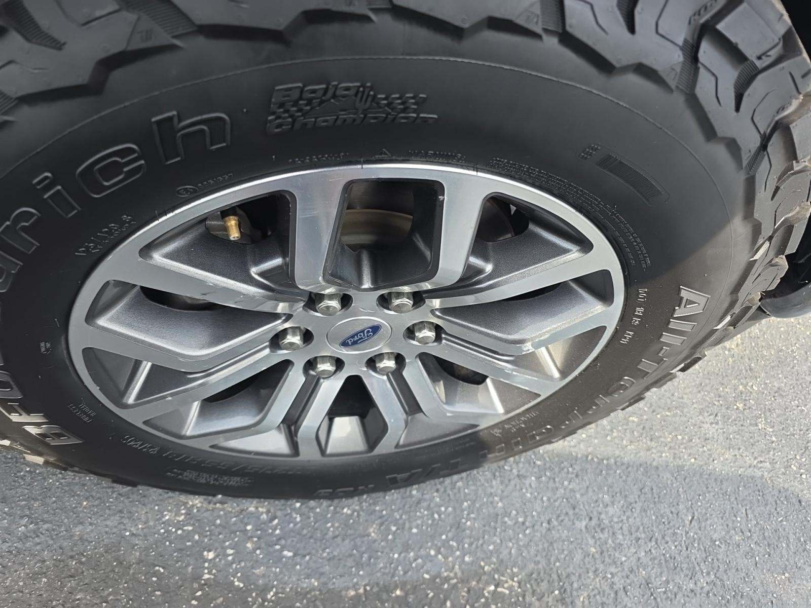 2021 Ford F-150 Lariat AWD