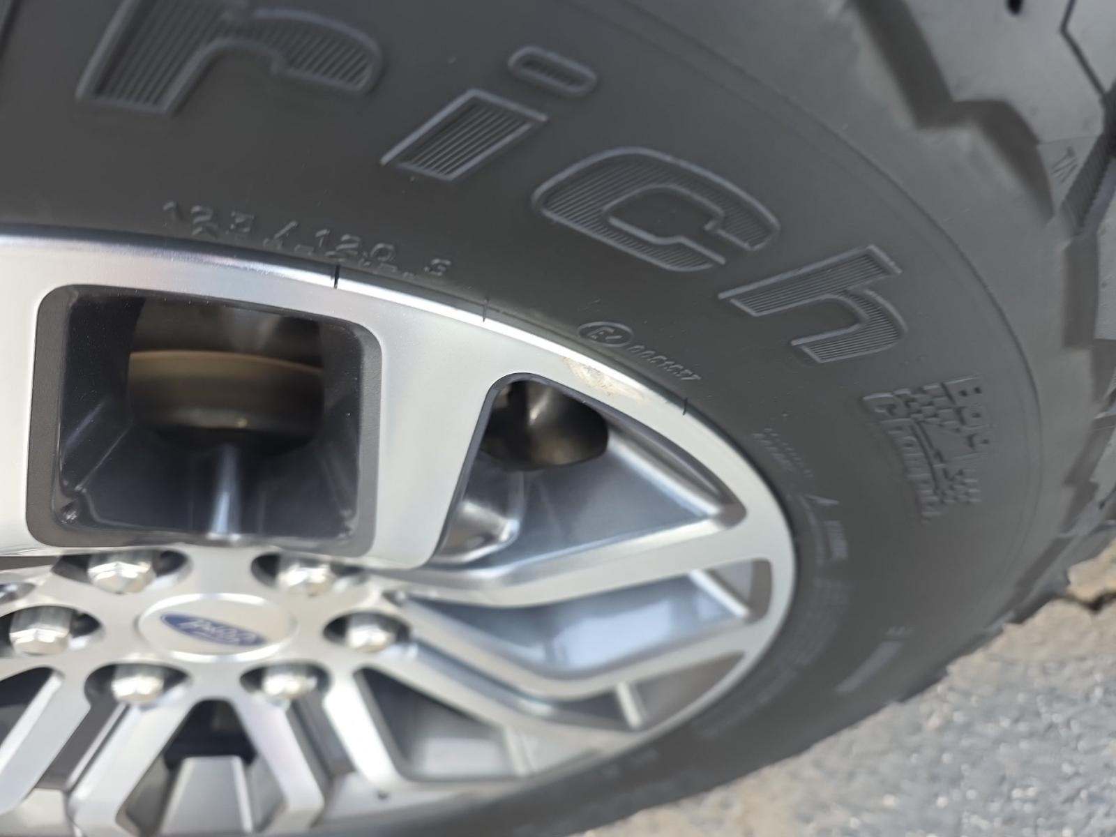 2021 Ford F-150 Lariat AWD