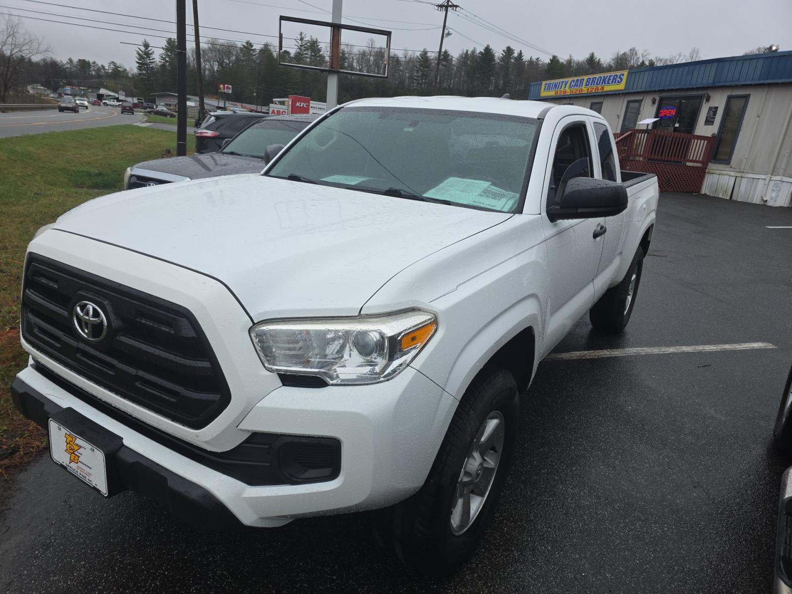2016 Toyota Tacoma SR RWD