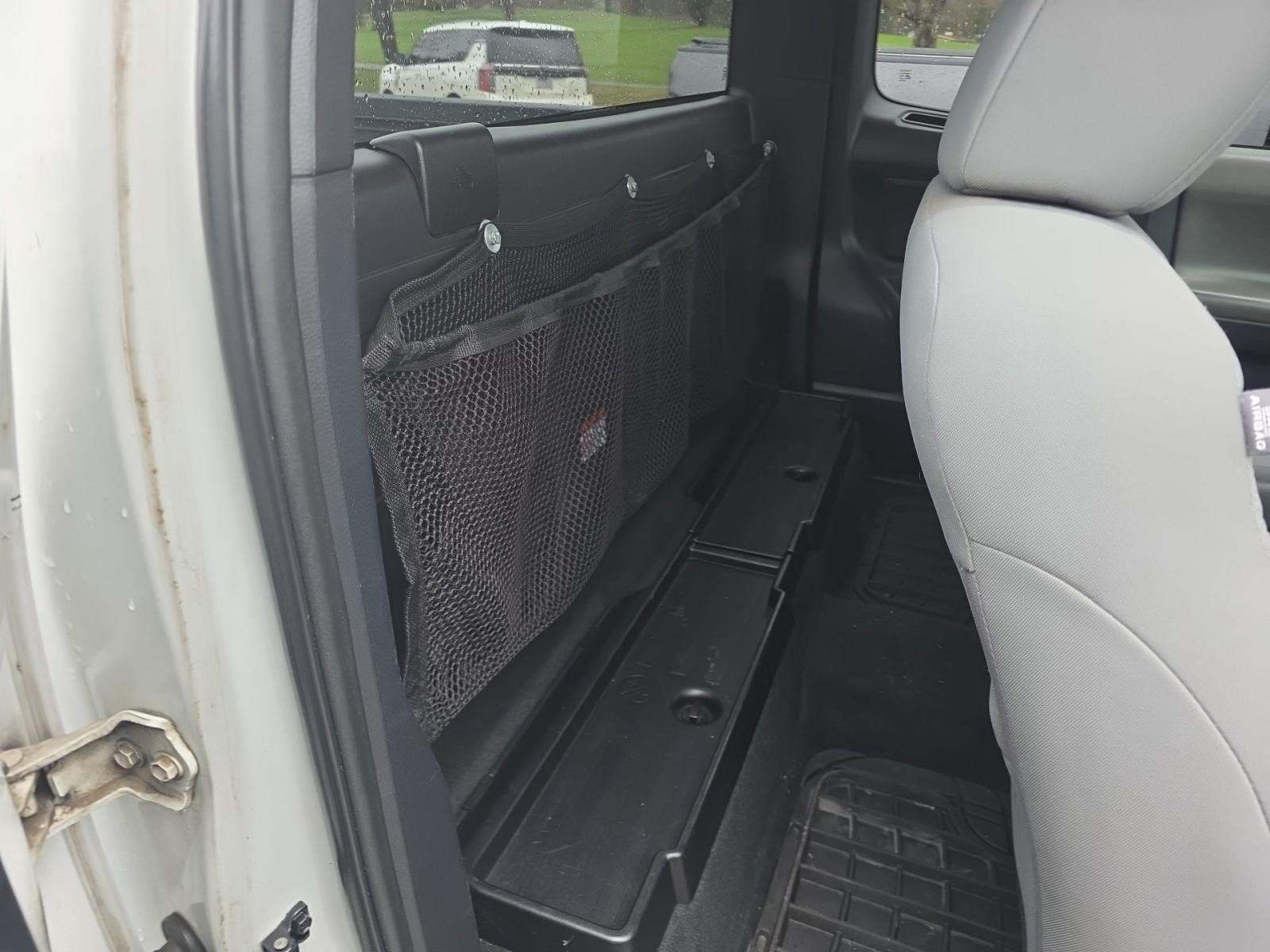 2016 Toyota Tacoma SR RWD