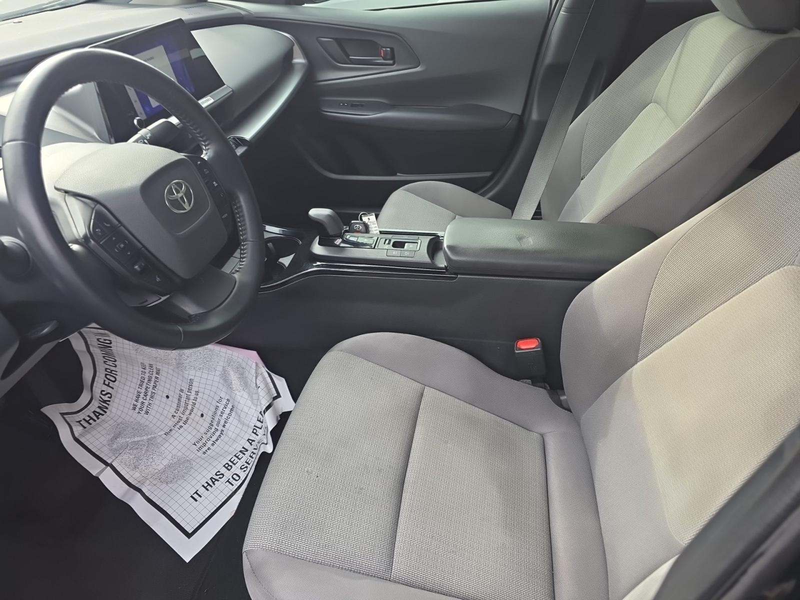 2023 Toyota Prius LE FWD