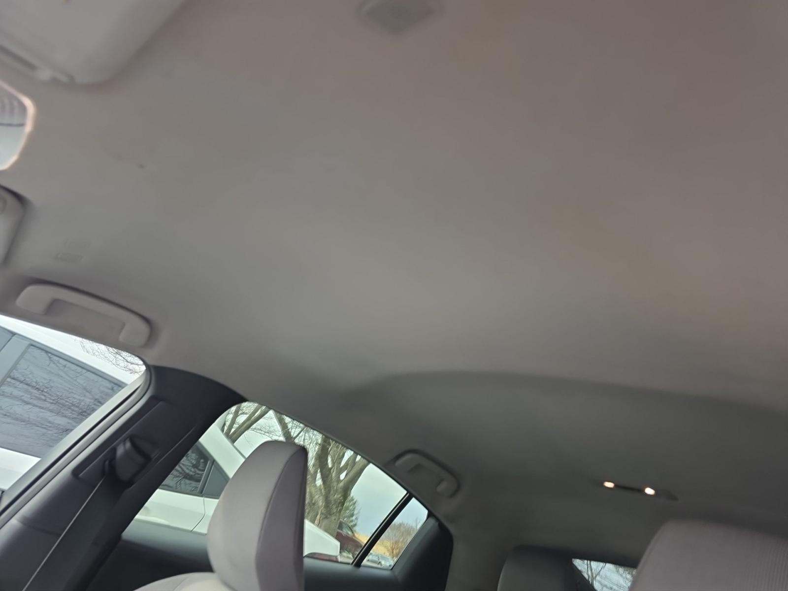 2023 Toyota Prius LE FWD