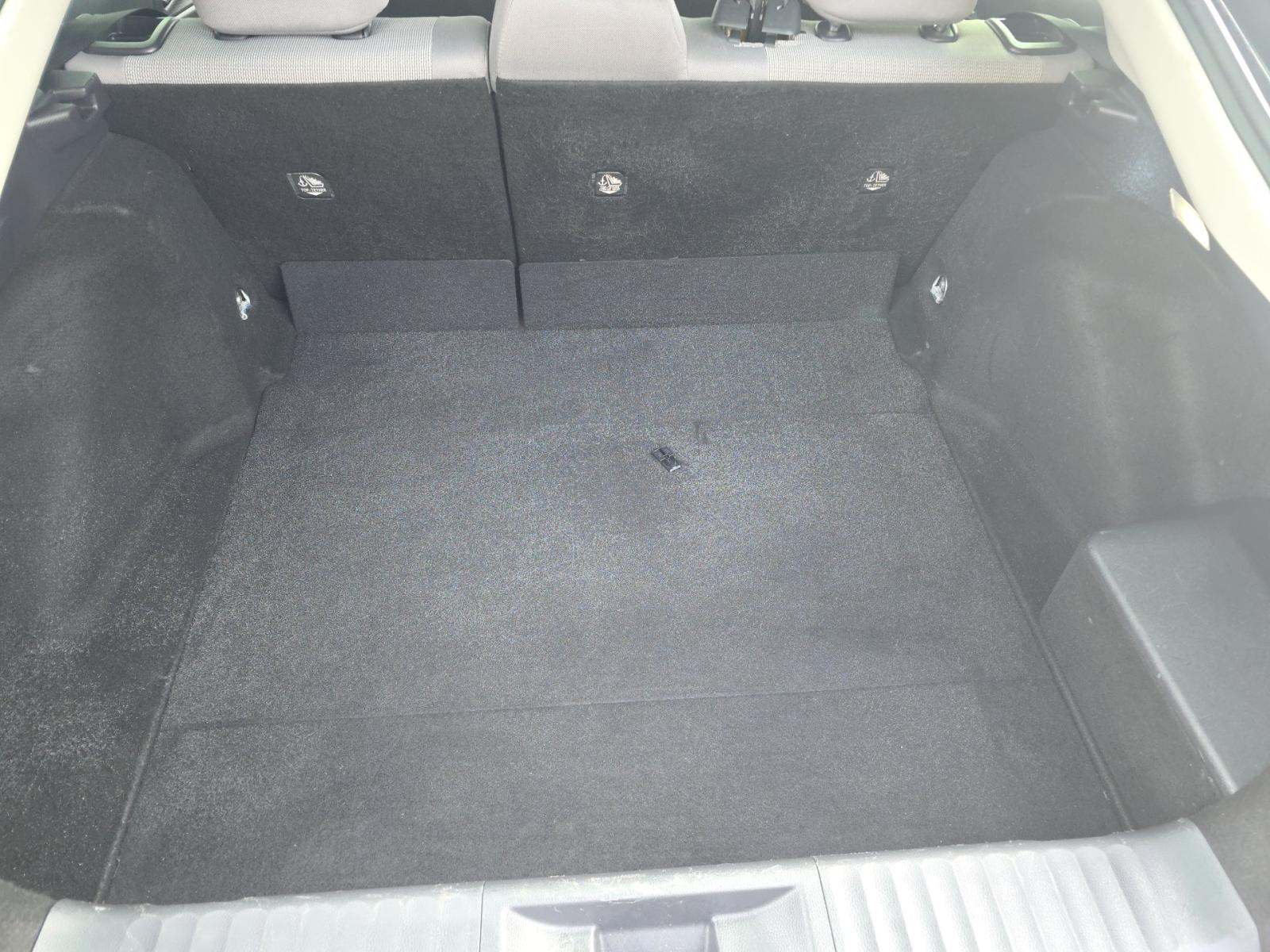 2023 Toyota Prius LE FWD