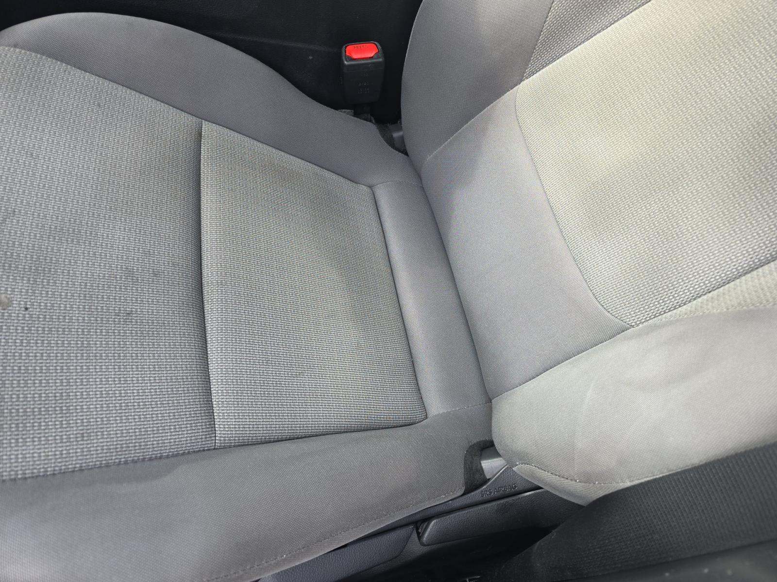 2023 Toyota Prius LE FWD