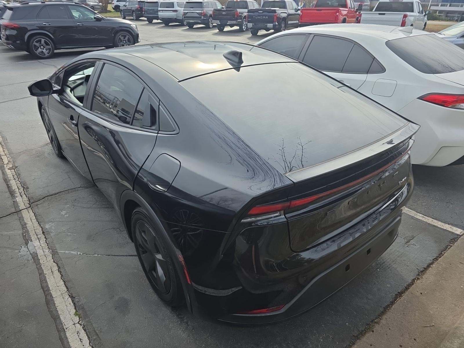 2023 Toyota Prius LE FWD