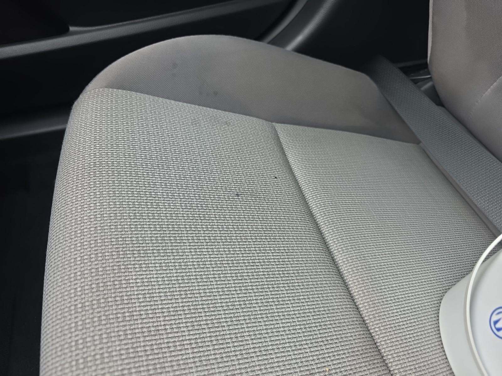 2023 Toyota Prius LE FWD