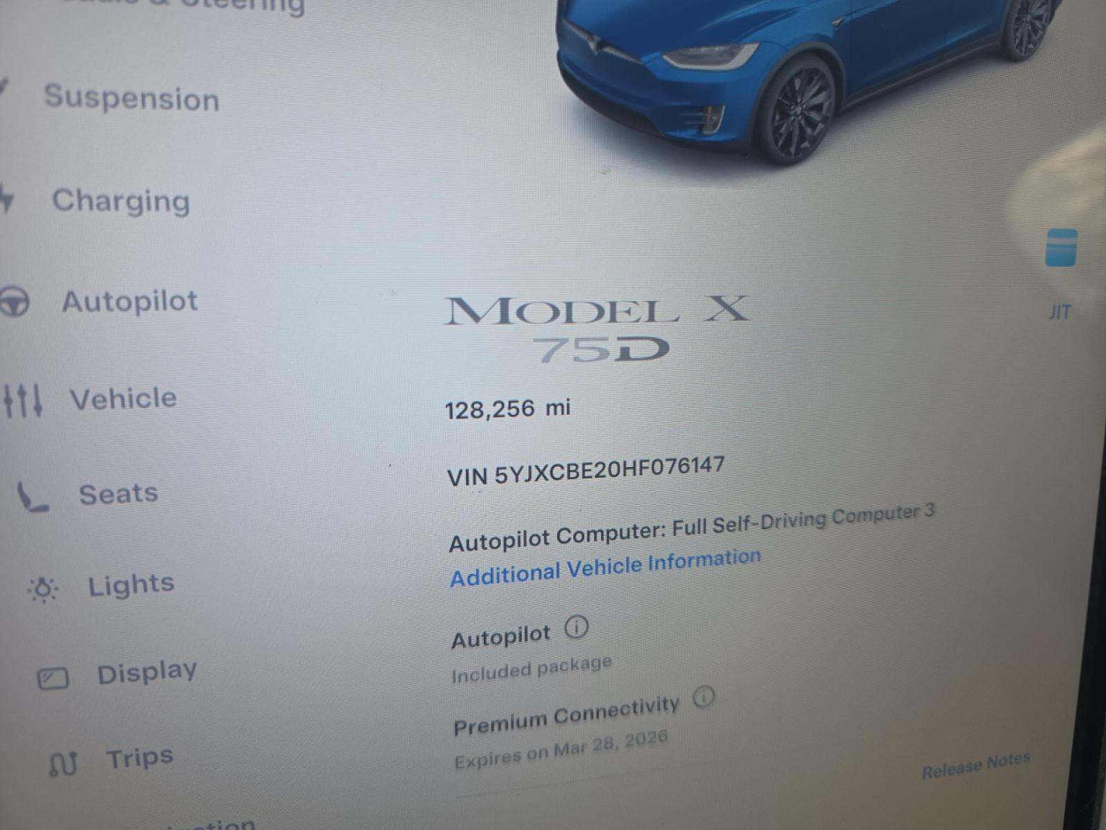 TESLA MODEL X - 7