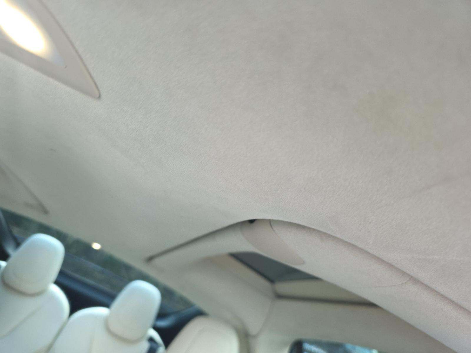 TESLA MODEL X - 9