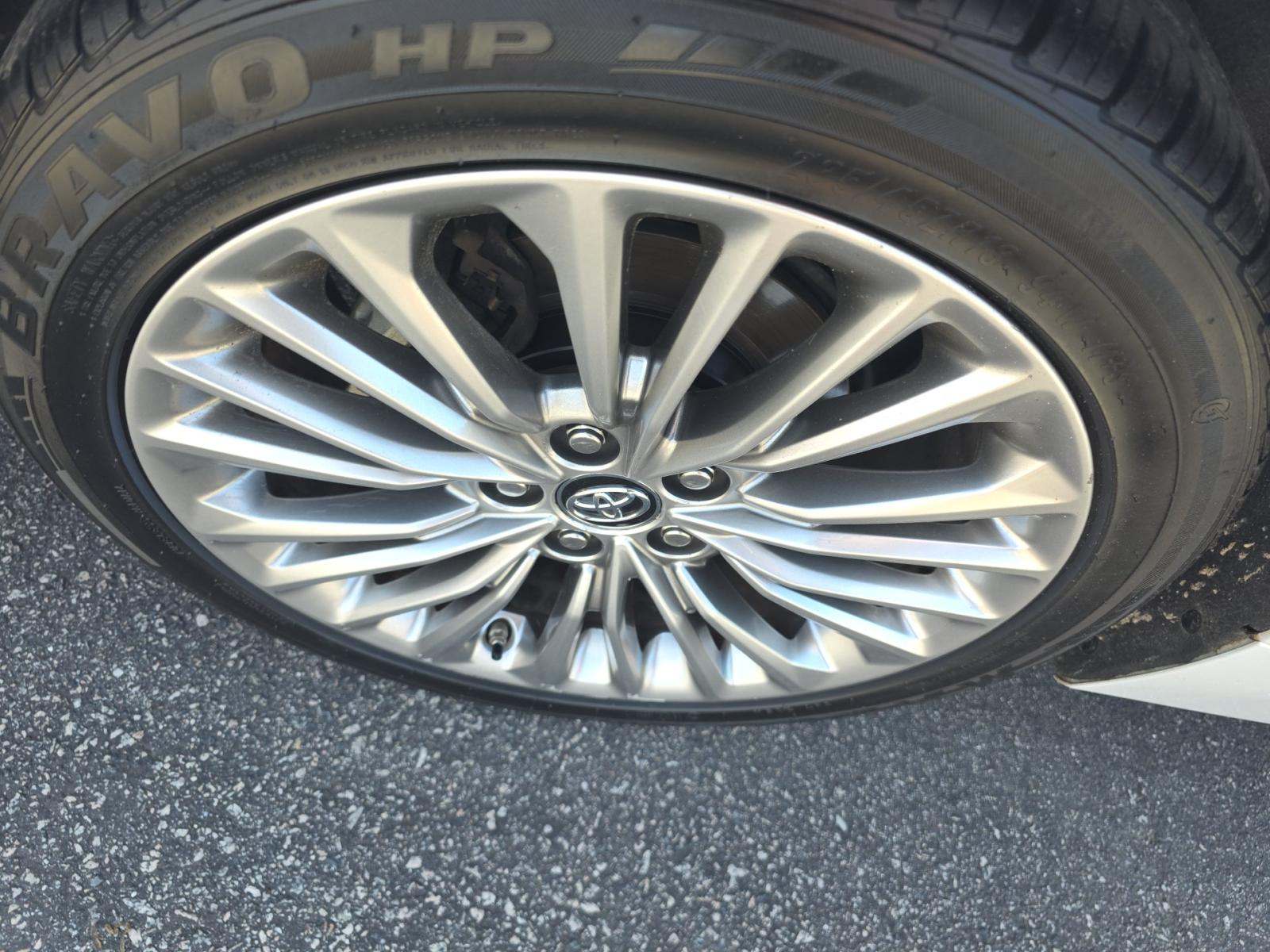 2019 Toyota Avalon Limited FWD