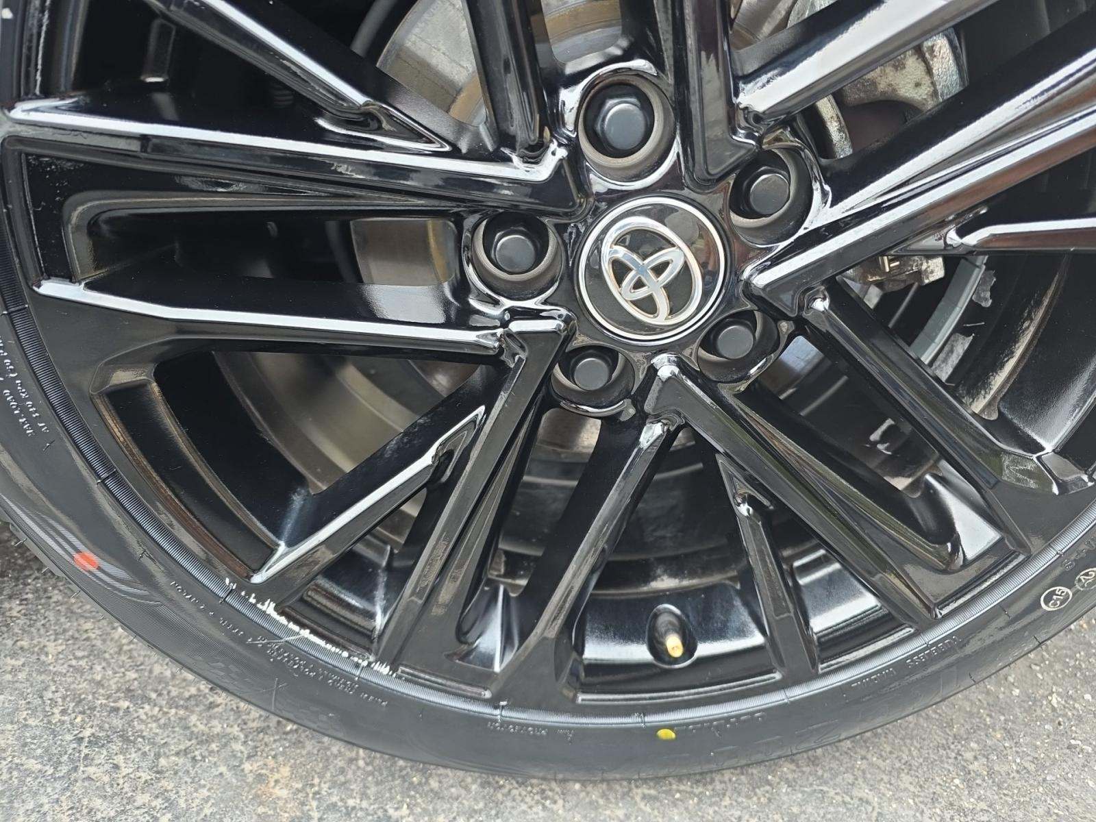 2025 Toyota Camry SE FWD