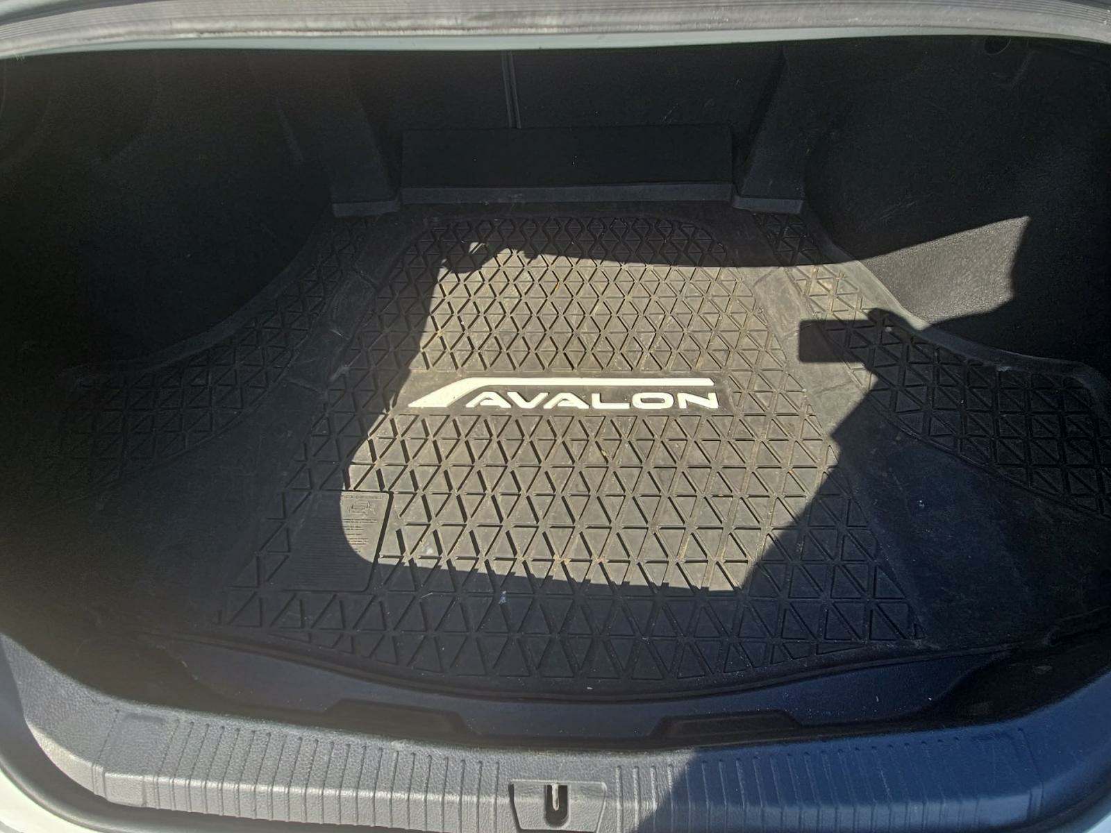 2020 Toyota Avalon Hybrid XSE FWD