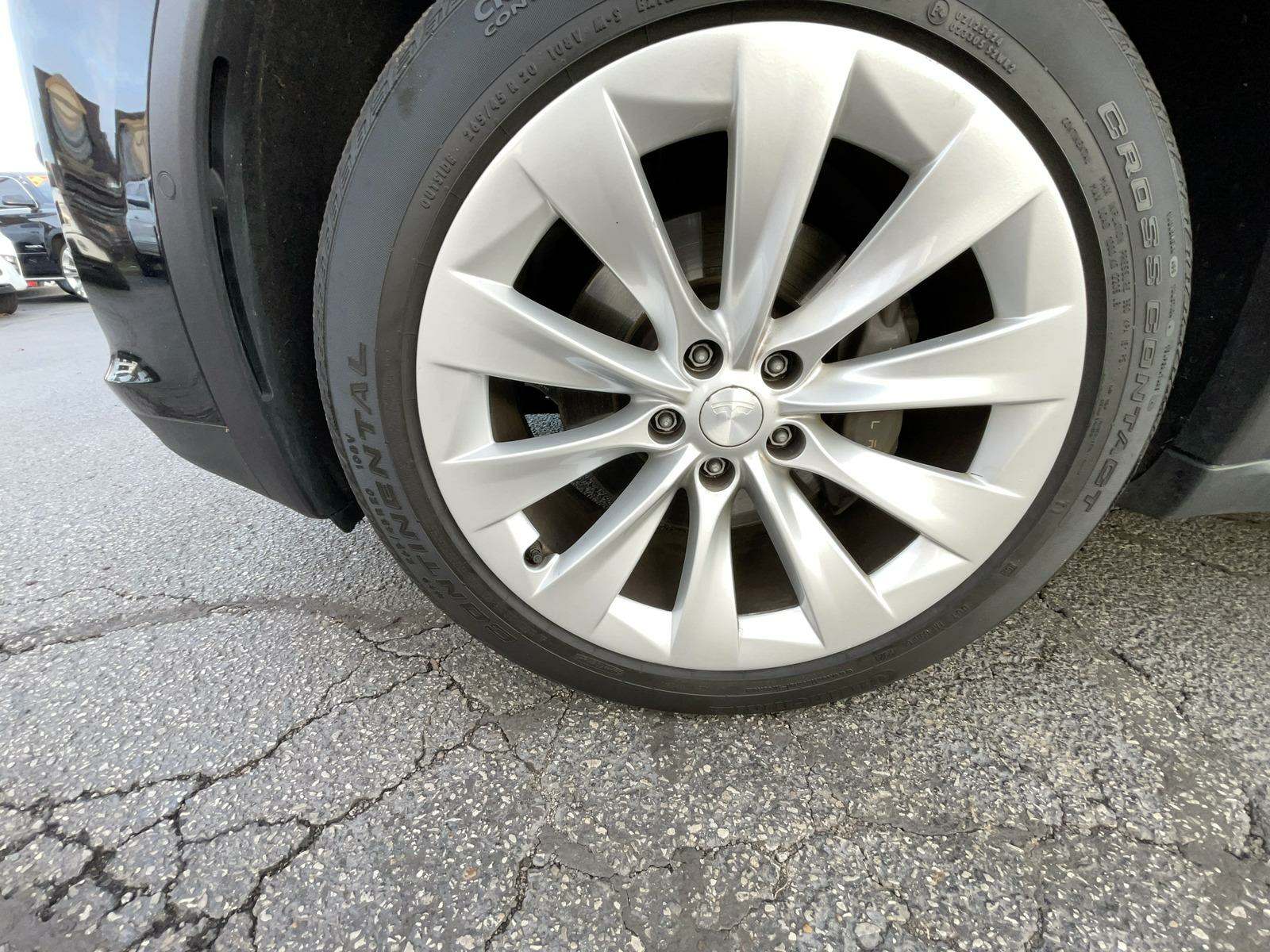 2017 Tesla Model X 75D AWD