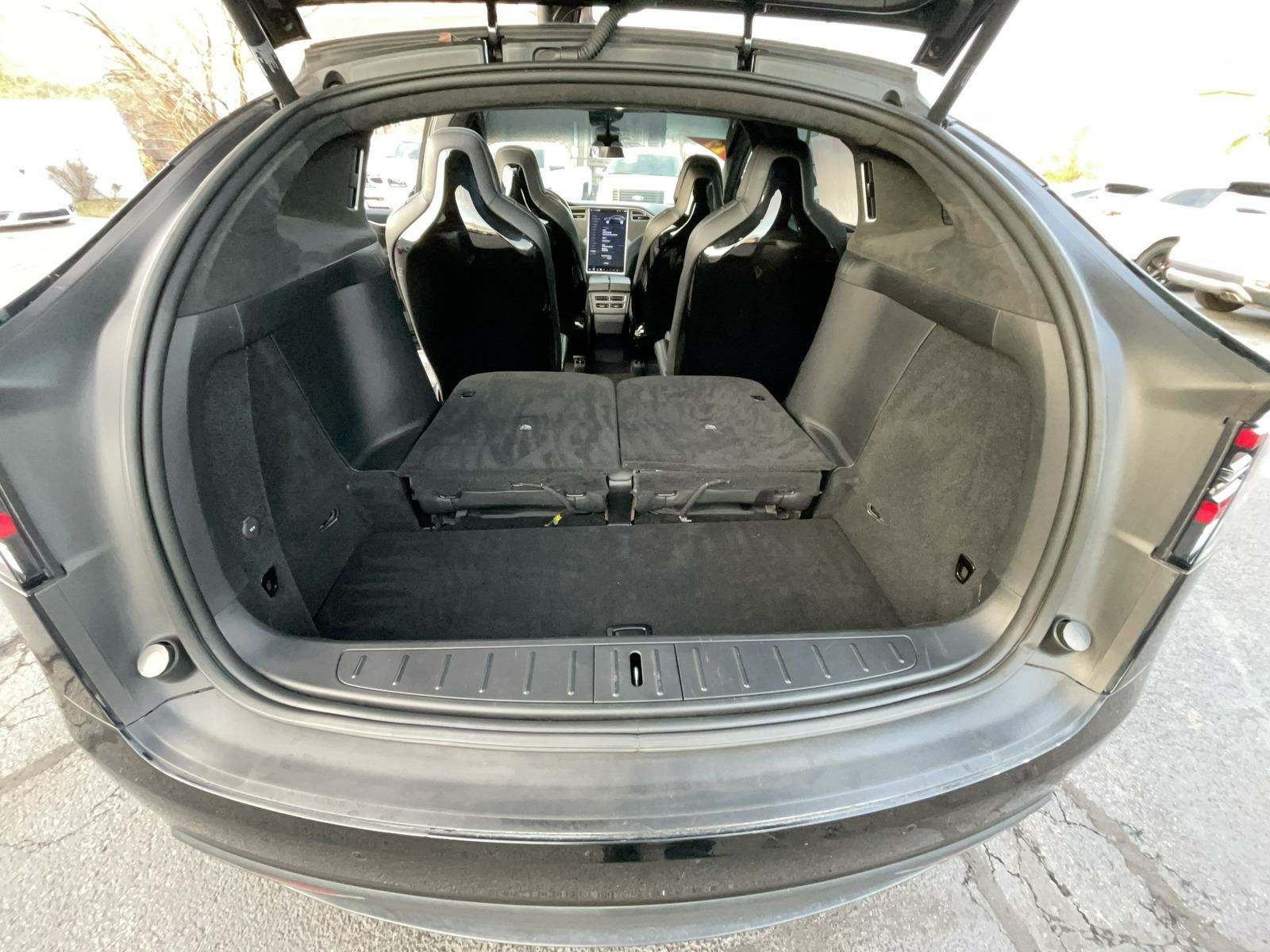 2017 Tesla Model X 75D AWD