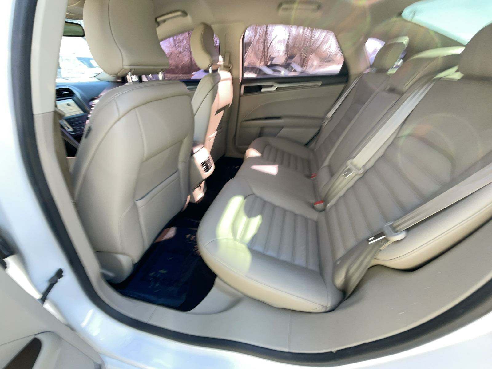 2019 Ford Fusion SEL FWD