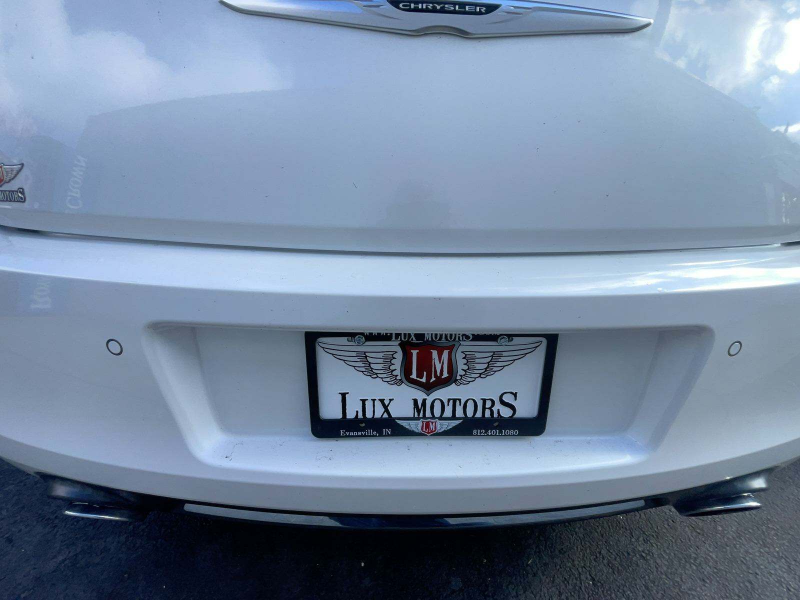 2012 Chrysler 300 SRT8 RWD