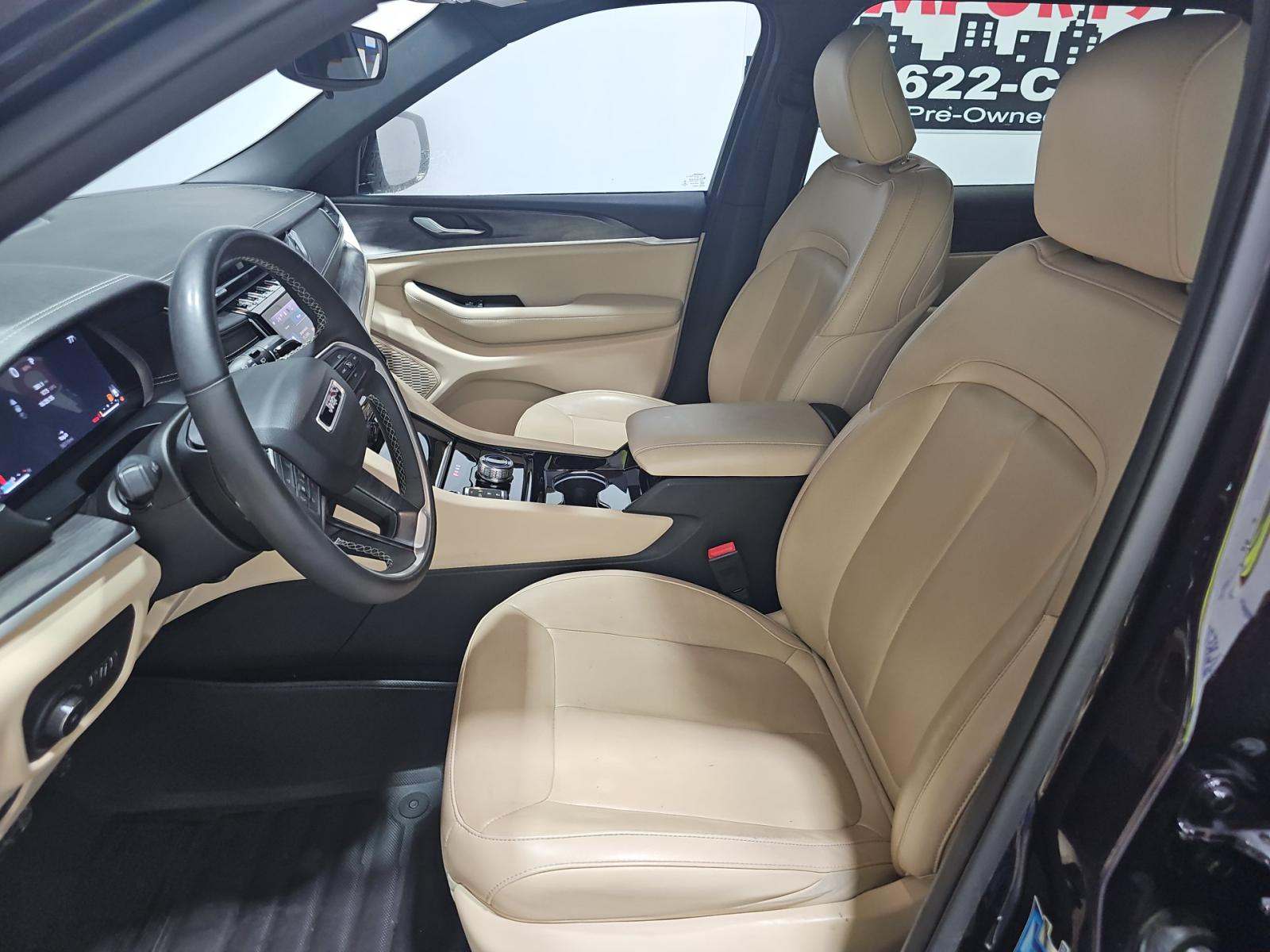 2023 Jeep Grand Cherokee L Limited RWD
