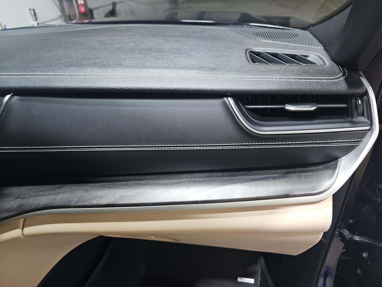 2023 Jeep Grand Cherokee L Limited RWD
