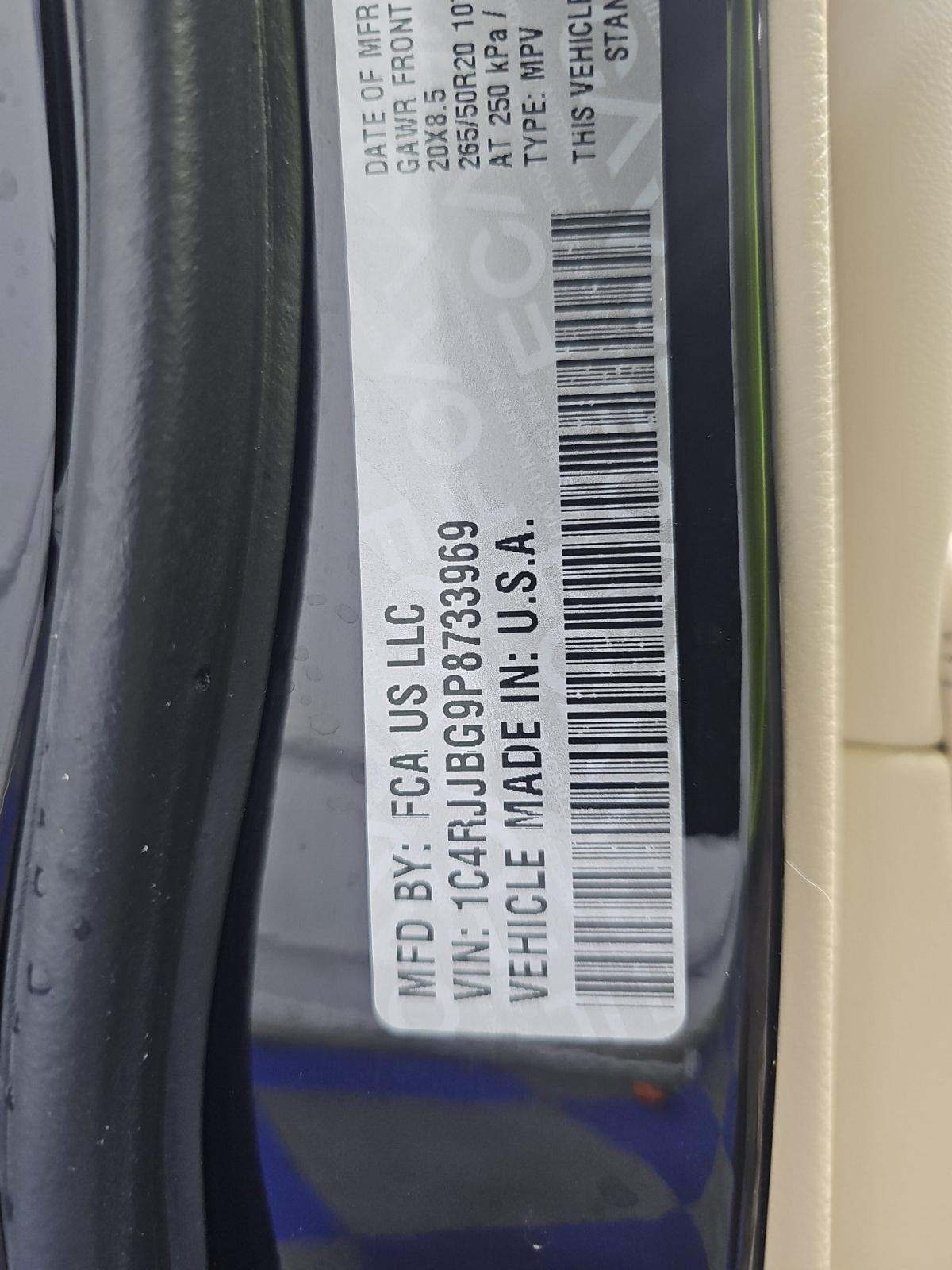 2023 Jeep Grand Cherokee L Limited RWD