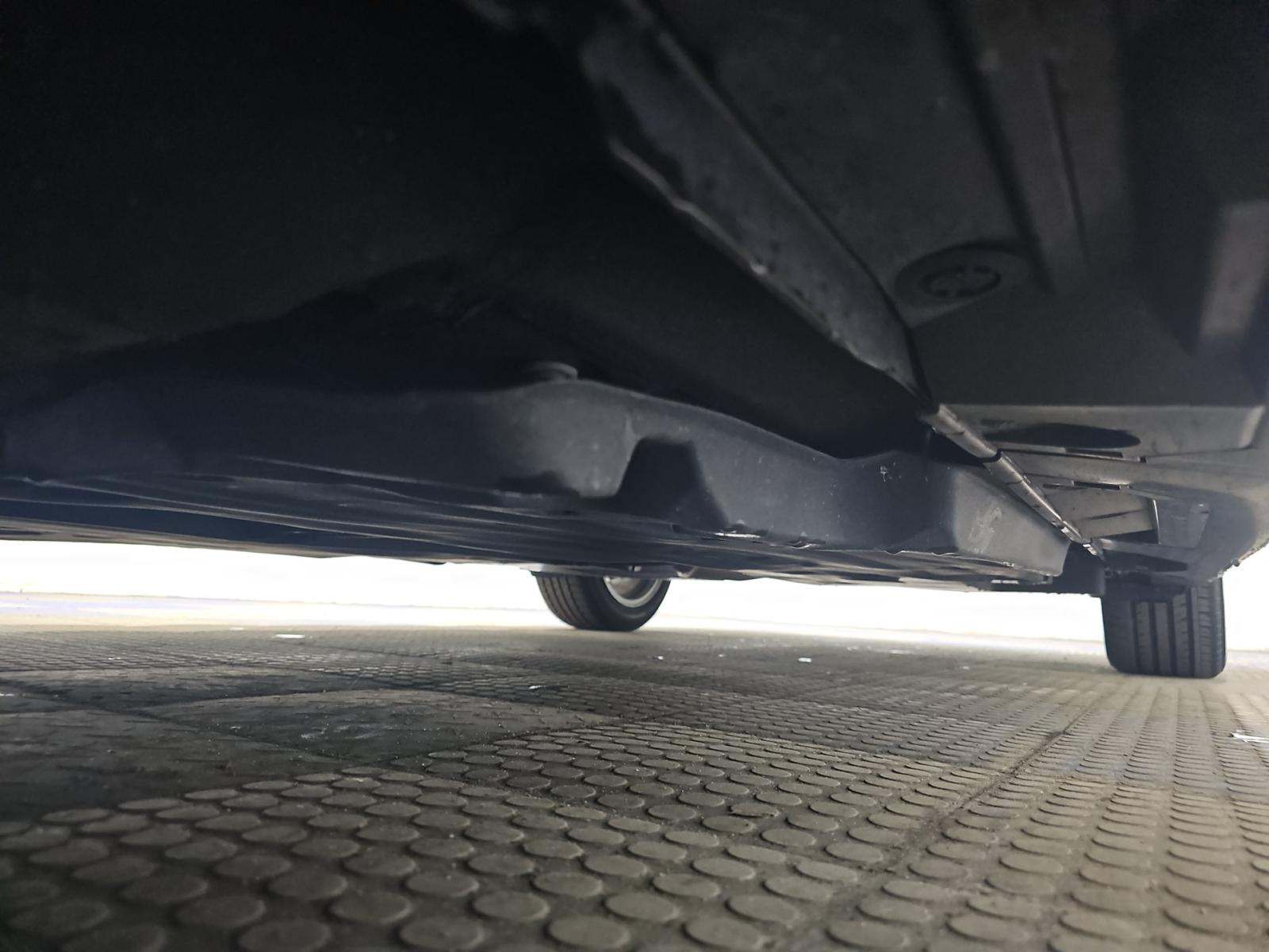 TOYOTA CAMRY - 7