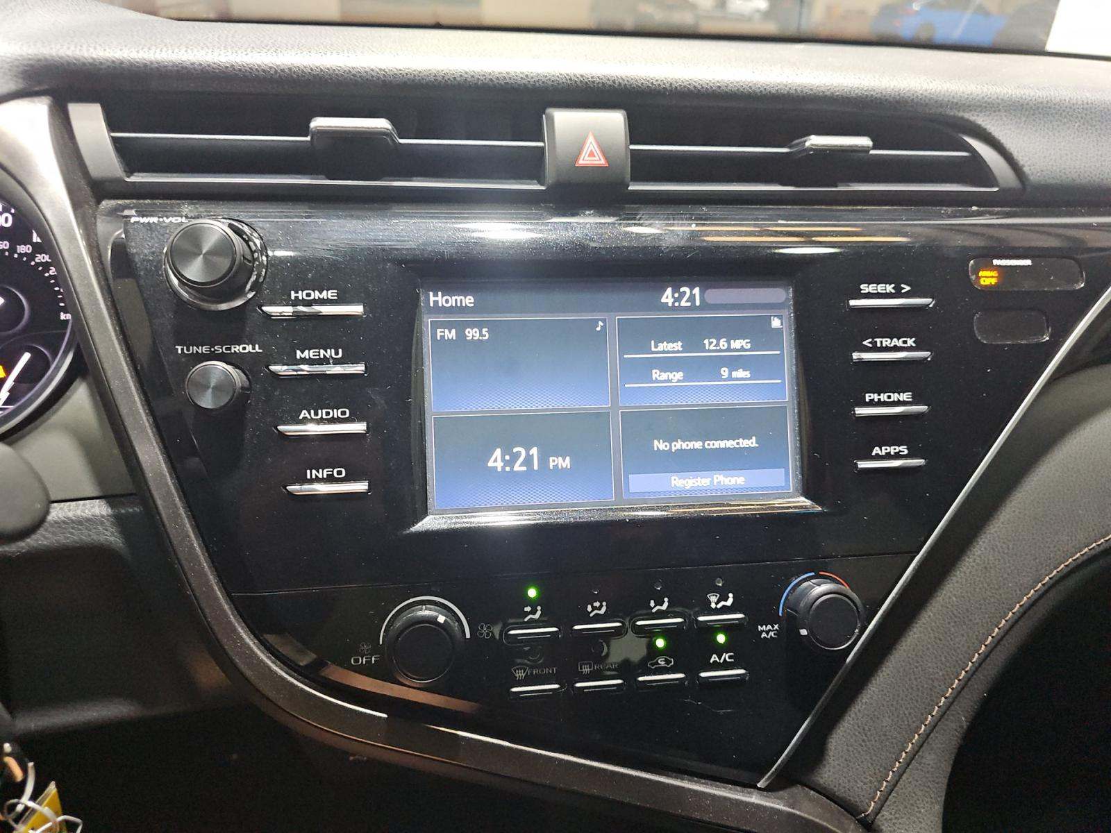TOYOTA CAMRY - 10