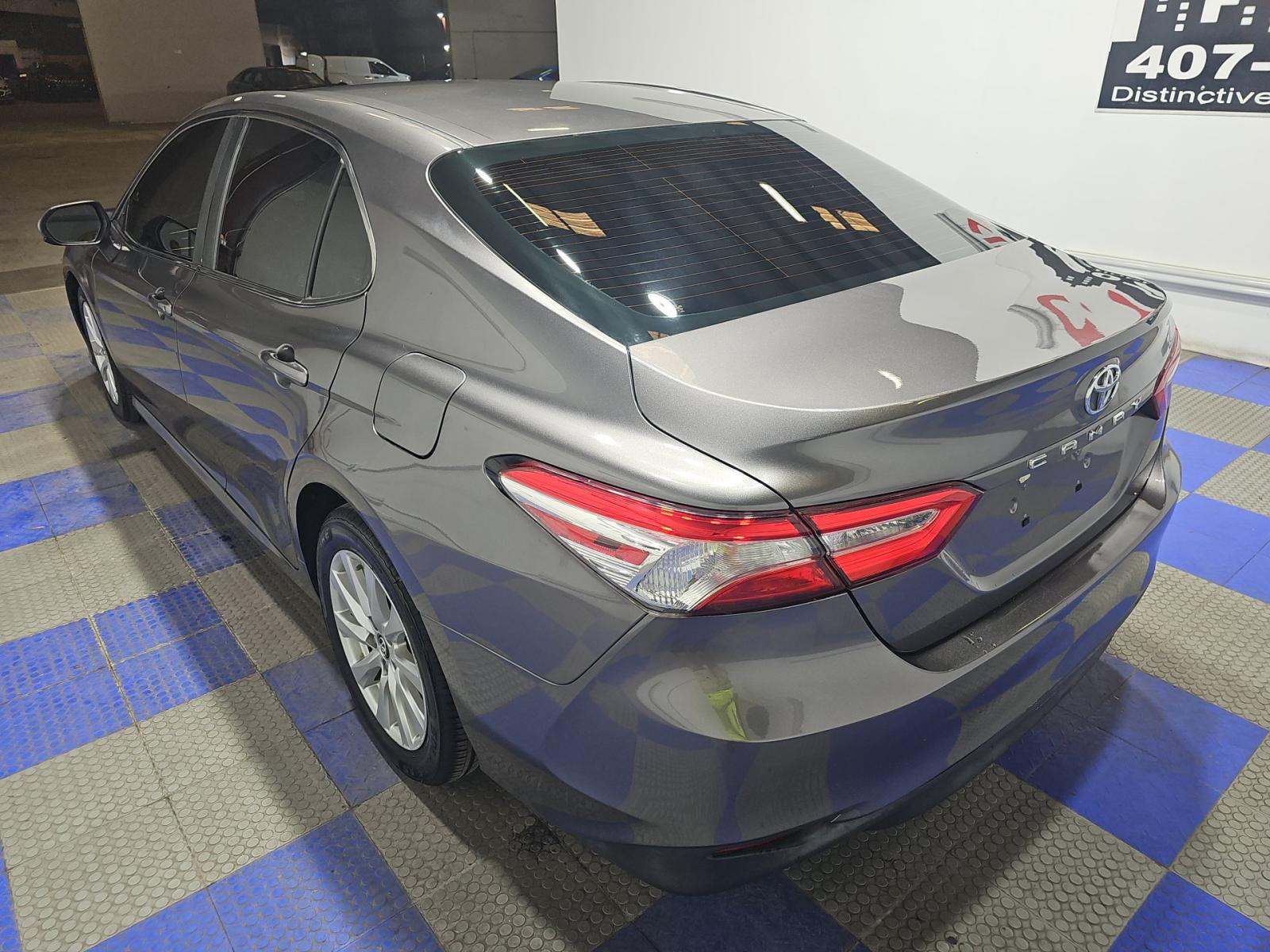 TOYOTA CAMRY - 2