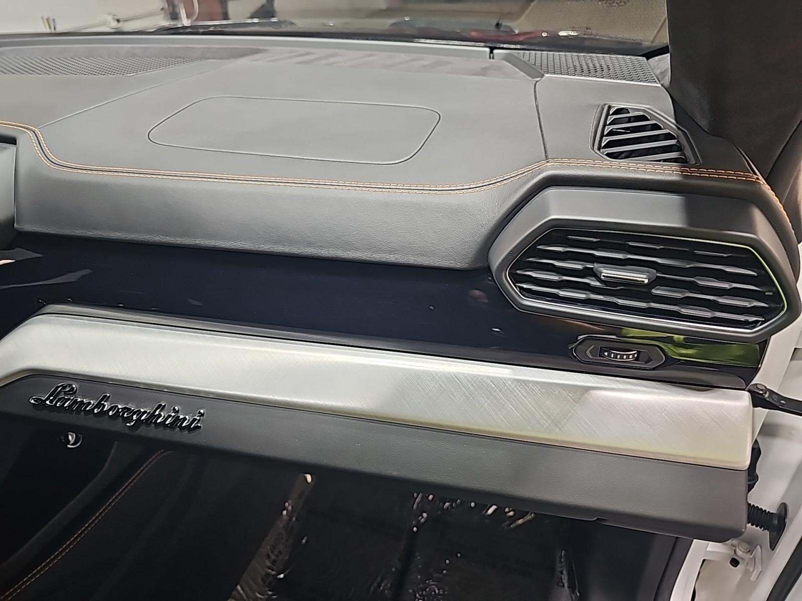 2020 Lamborghini Urus Base AWD