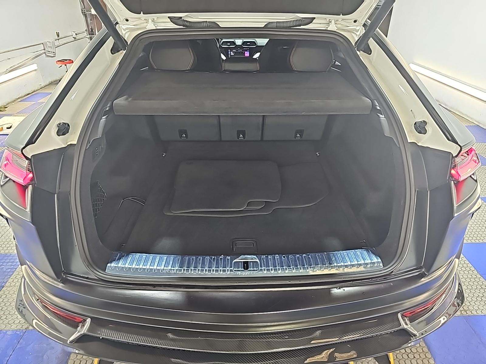 2020 Lamborghini Urus Base AWD